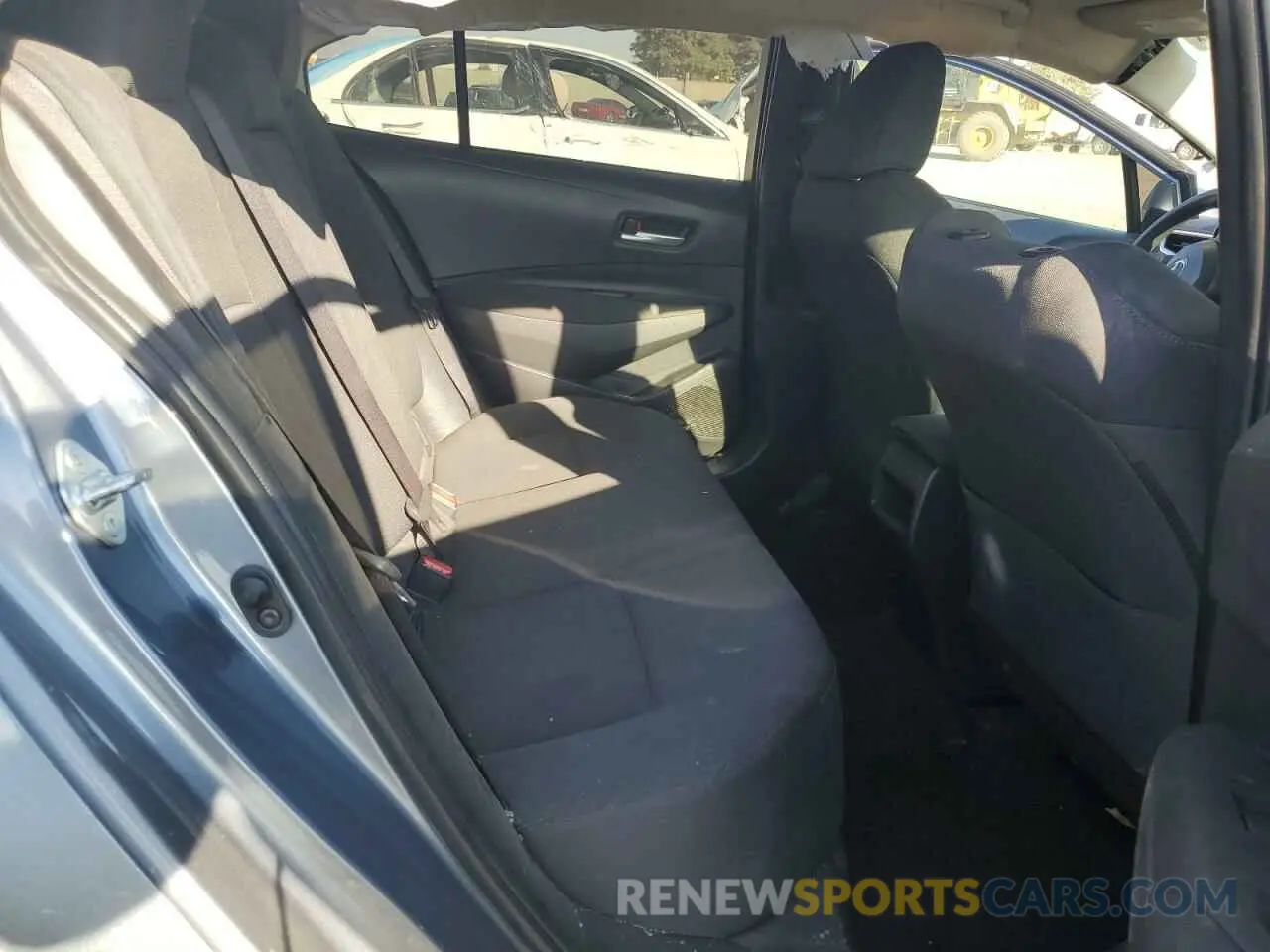 10 Photograph of a damaged car JTDEPMAE9MJ175608 TOYOTA COROLLA 2021