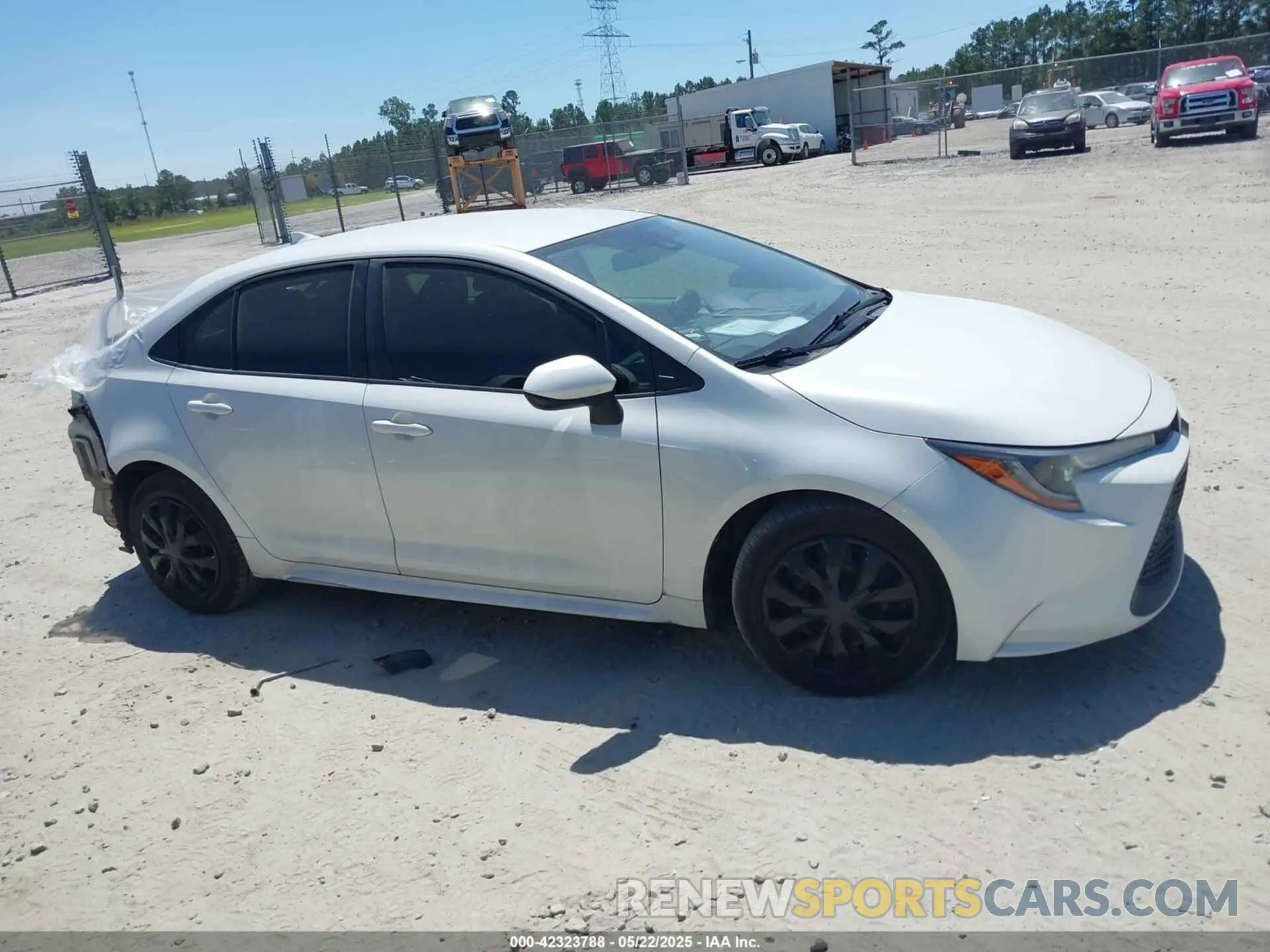 13 Photograph of a damaged car JTDEPMAE9MJ176824 TOYOTA COROLLA 2021