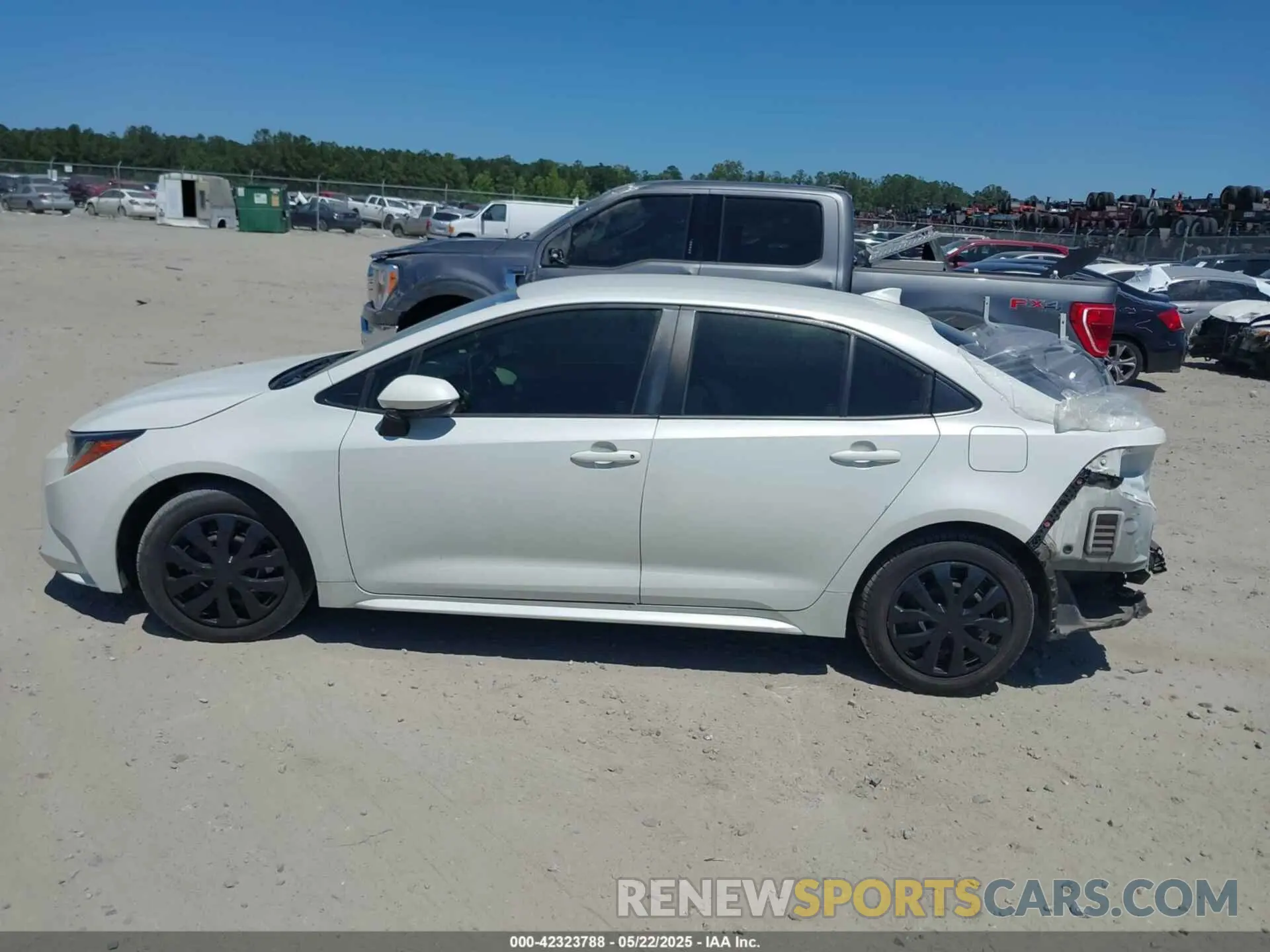 14 Photograph of a damaged car JTDEPMAE9MJ176824 TOYOTA COROLLA 2021