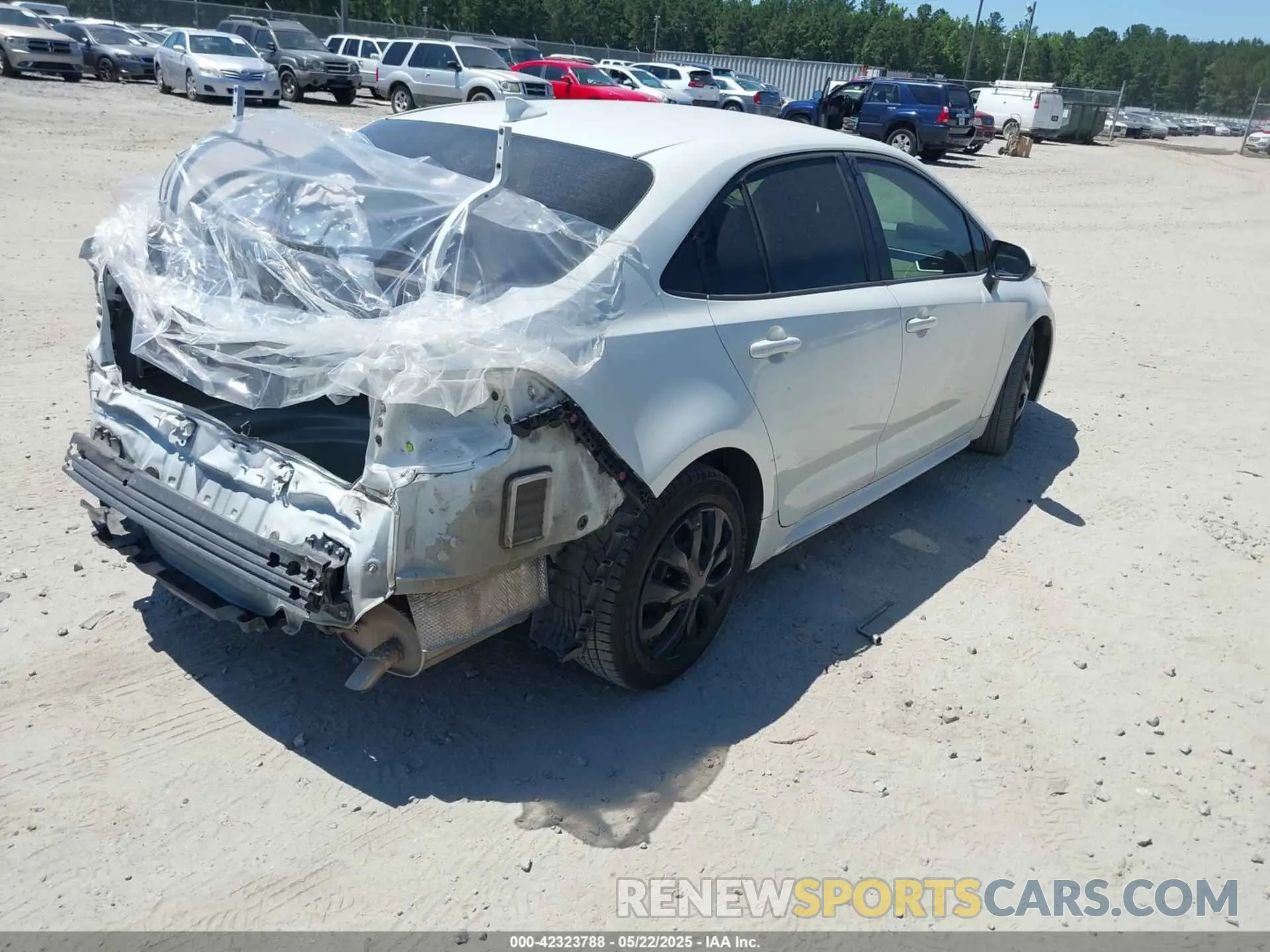4 Photograph of a damaged car JTDEPMAE9MJ176824 TOYOTA COROLLA 2021