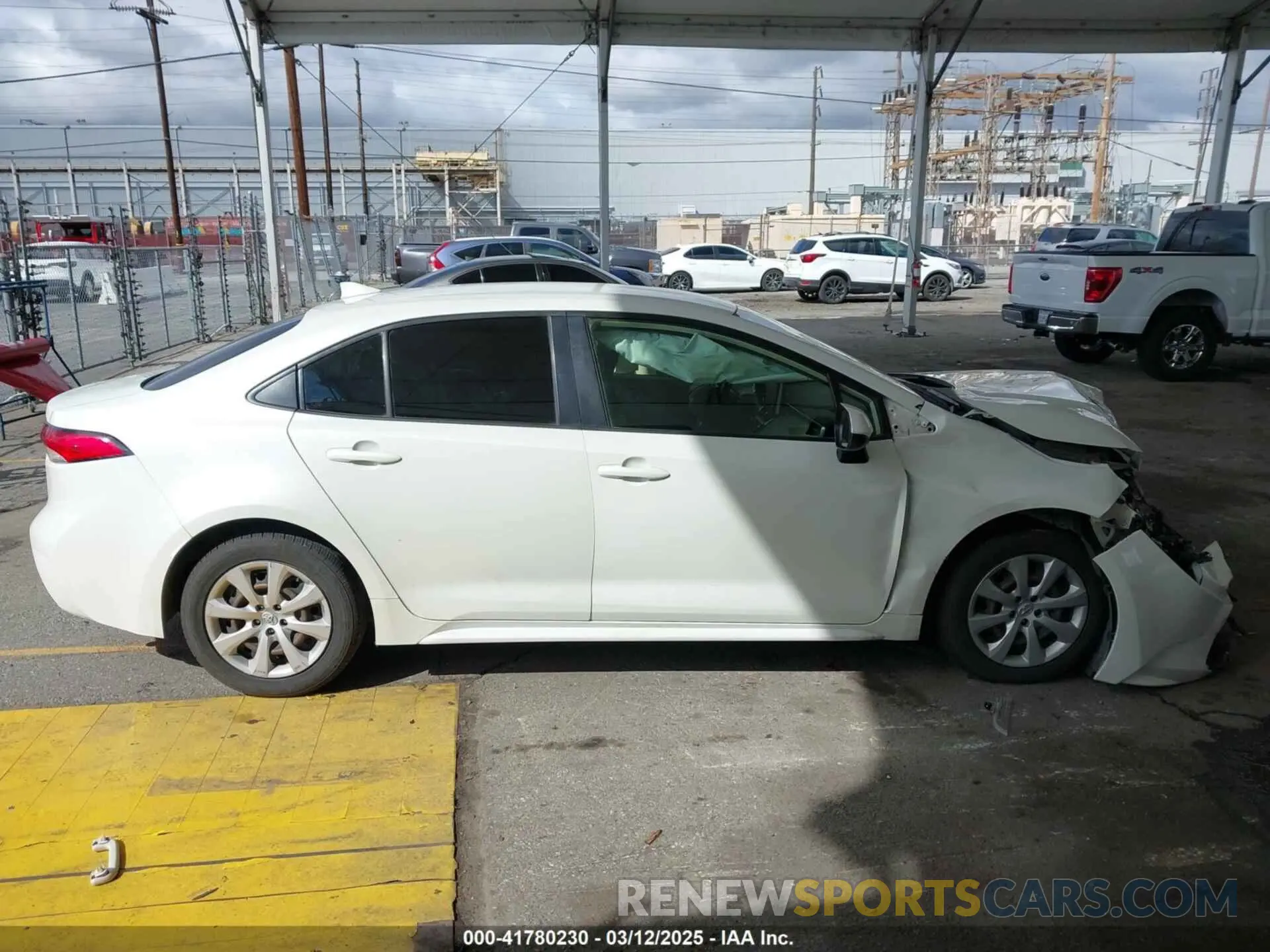 13 Photograph of a damaged car JTDEPMAEXMJ142987 TOYOTA COROLLA 2021