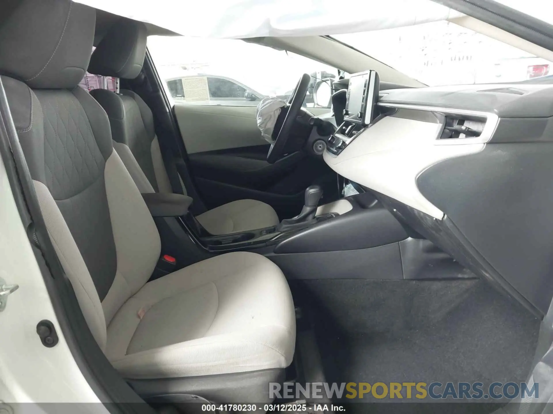 5 Photograph of a damaged car JTDEPMAEXMJ142987 TOYOTA COROLLA 2021