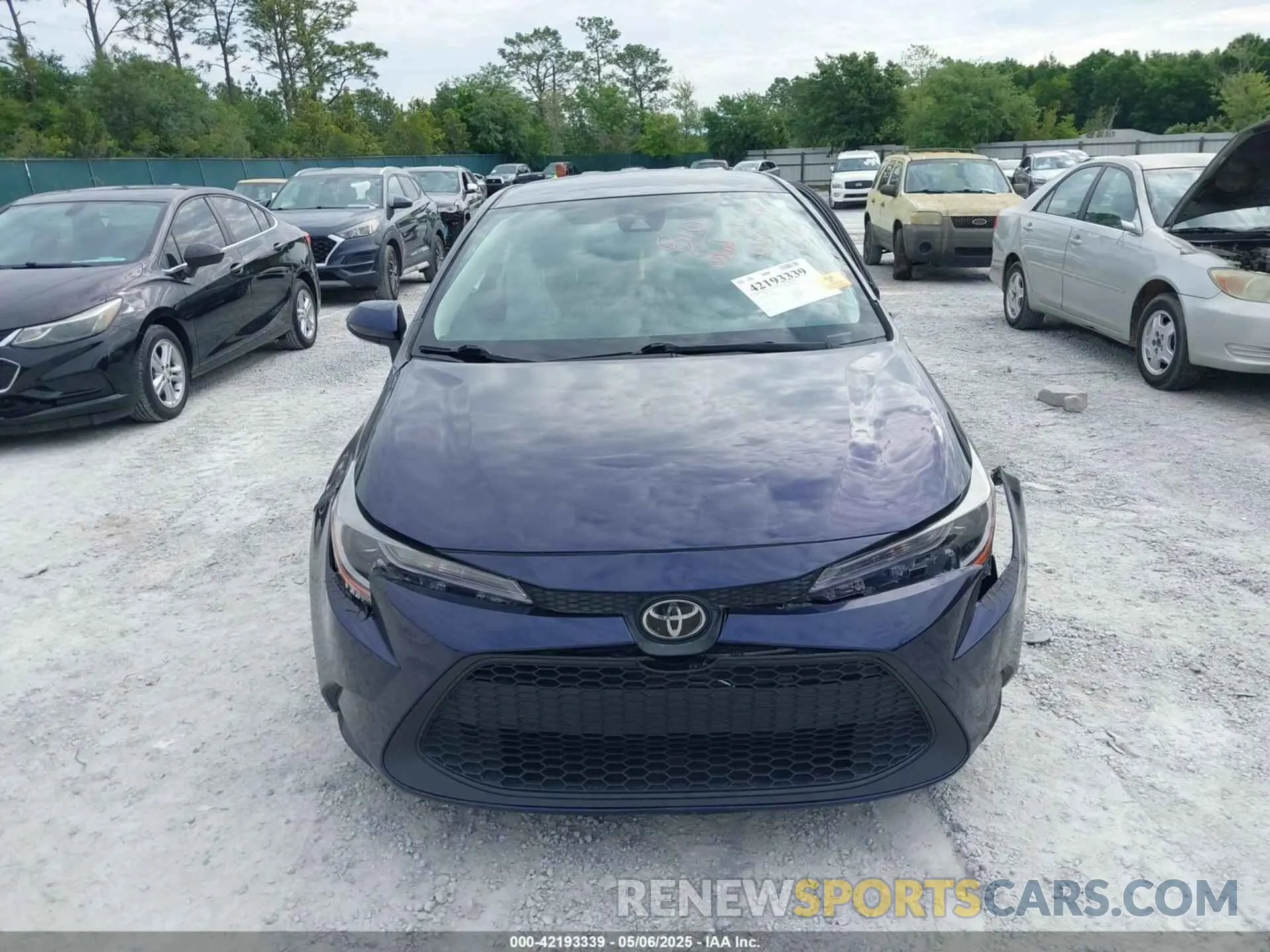 11 Photograph of a damaged car JTDEPMAEXMJ166626 TOYOTA COROLLA 2021