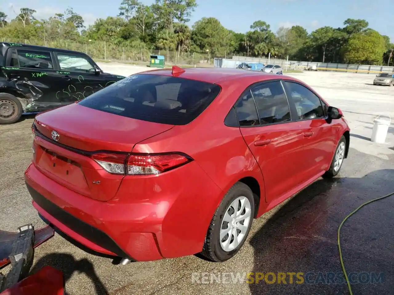 4 Photograph of a damaged car JTDEPMAEXMJ166934 TOYOTA COROLLA 2021