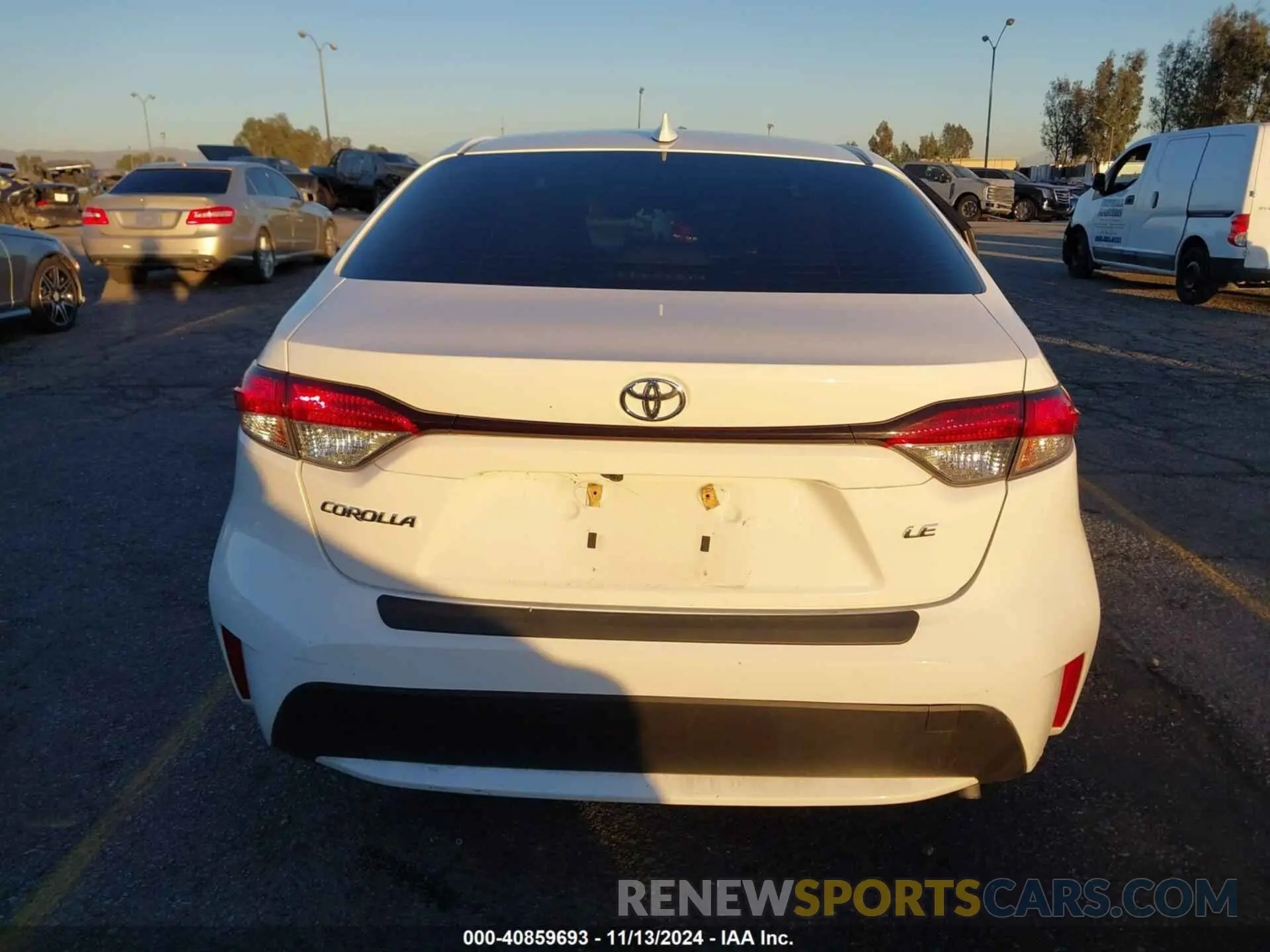 17 Photograph of a damaged car JTDEPMAEXMJ168554 TOYOTA COROLLA 2021