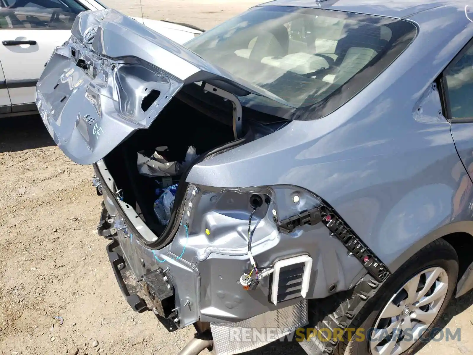 9 Photograph of a damaged car JTDEPMAEXMJ171678 TOYOTA COROLLA 2021