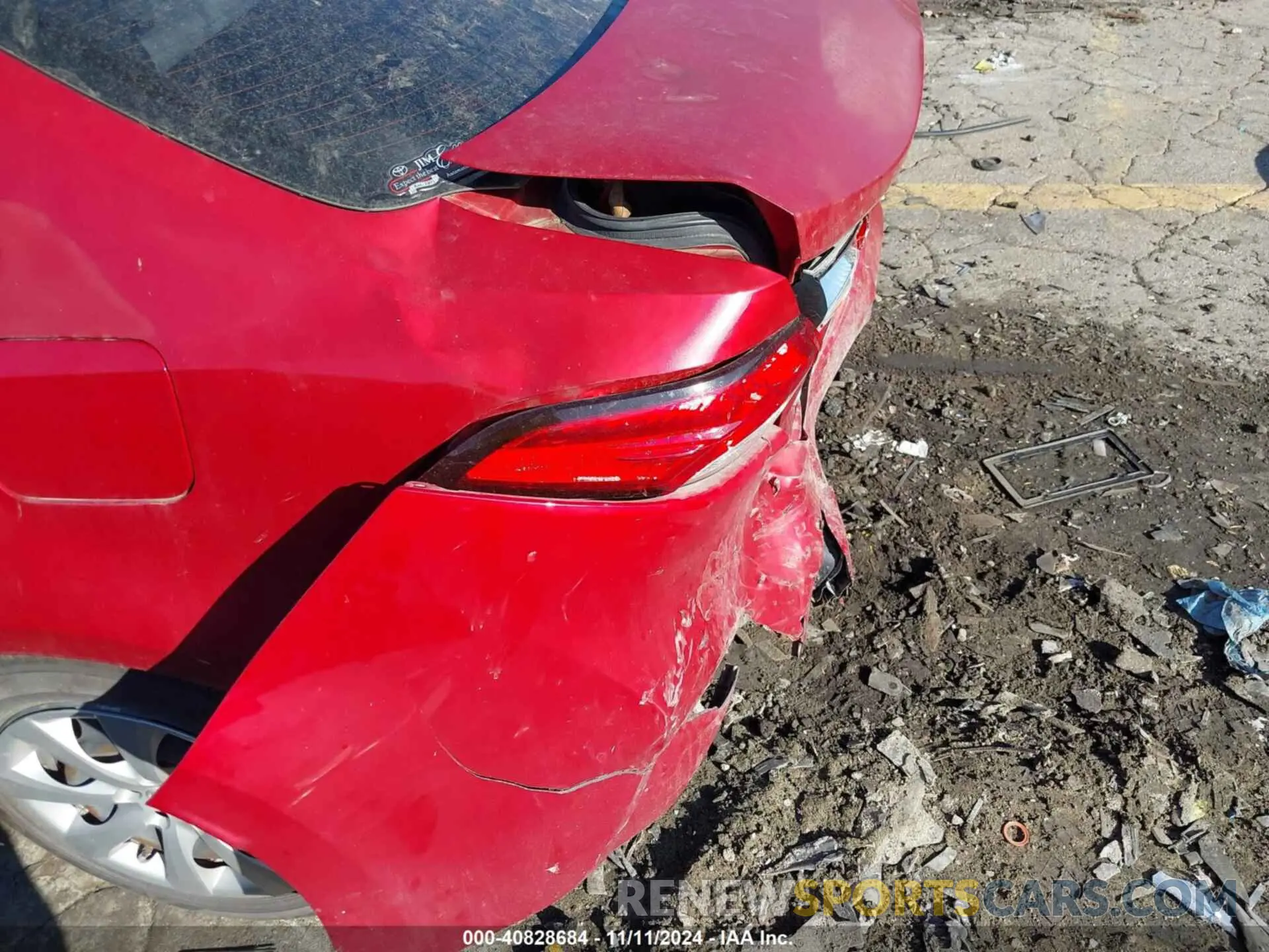 18 Photograph of a damaged car JTDEPMAEXMJ182213 TOYOTA COROLLA 2021