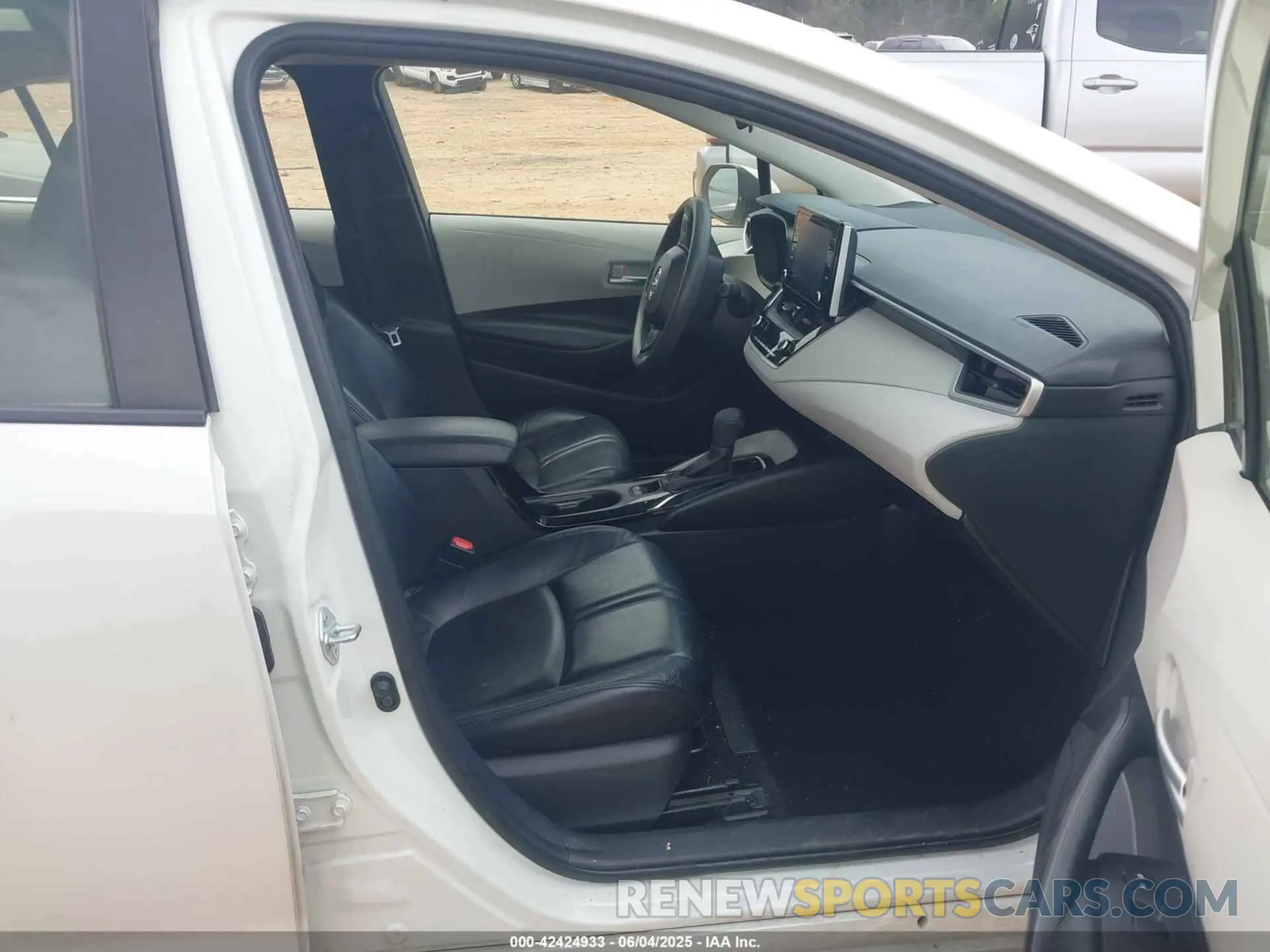 5 Photograph of a damaged car JTDHPMAE1MJ180914 TOYOTA COROLLA 2021