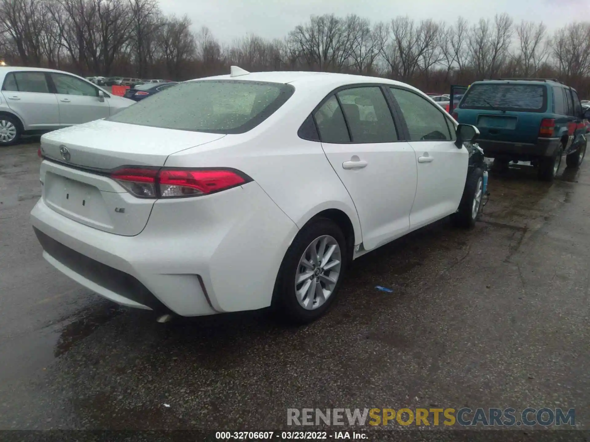 4 Photograph of a damaged car JTDHPMAEXMJ128634 TOYOTA COROLLA 2021