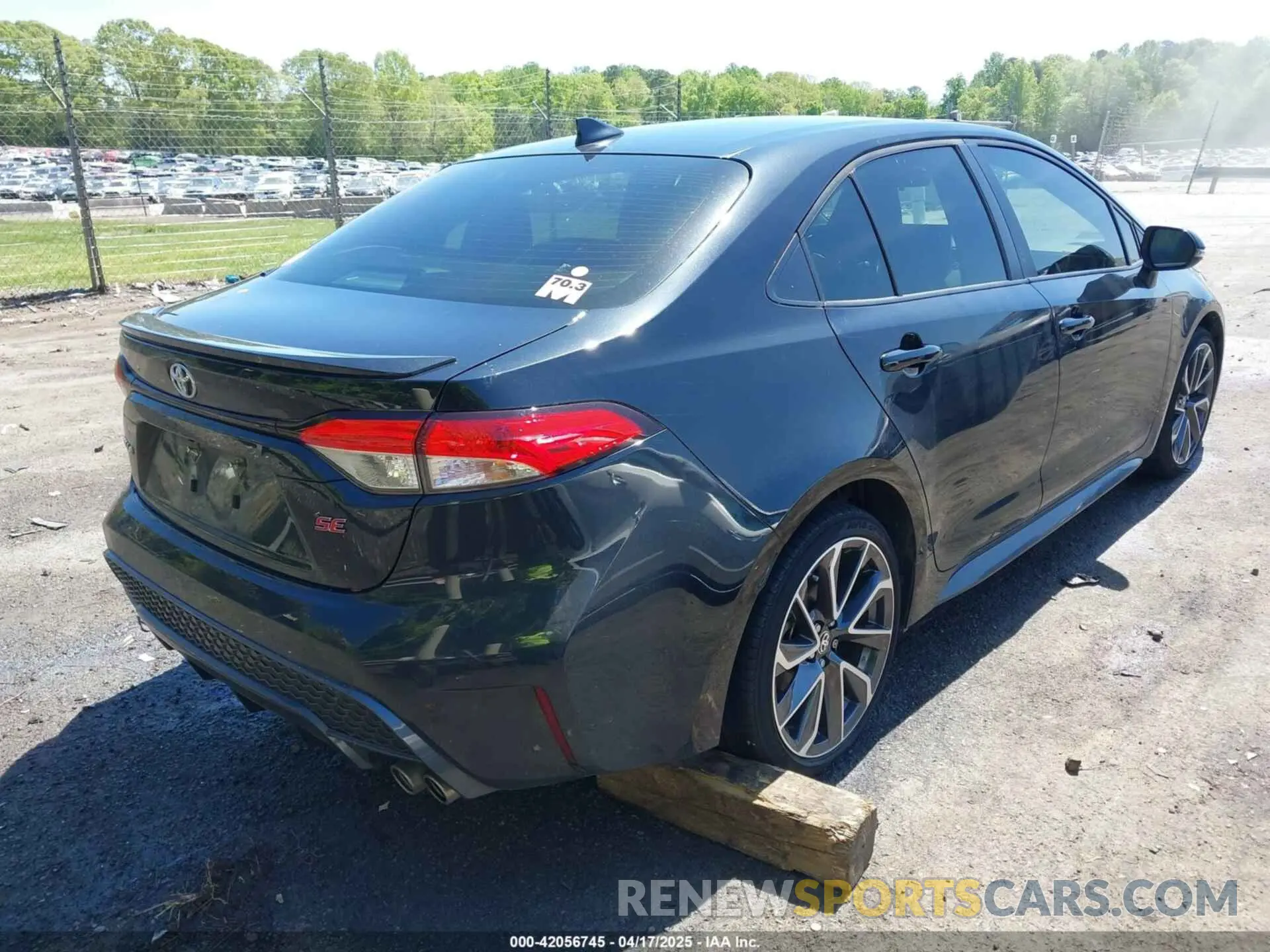 4 Photograph of a damaged car JTDM4MCE7MJ077758 TOYOTA COROLLA 2021