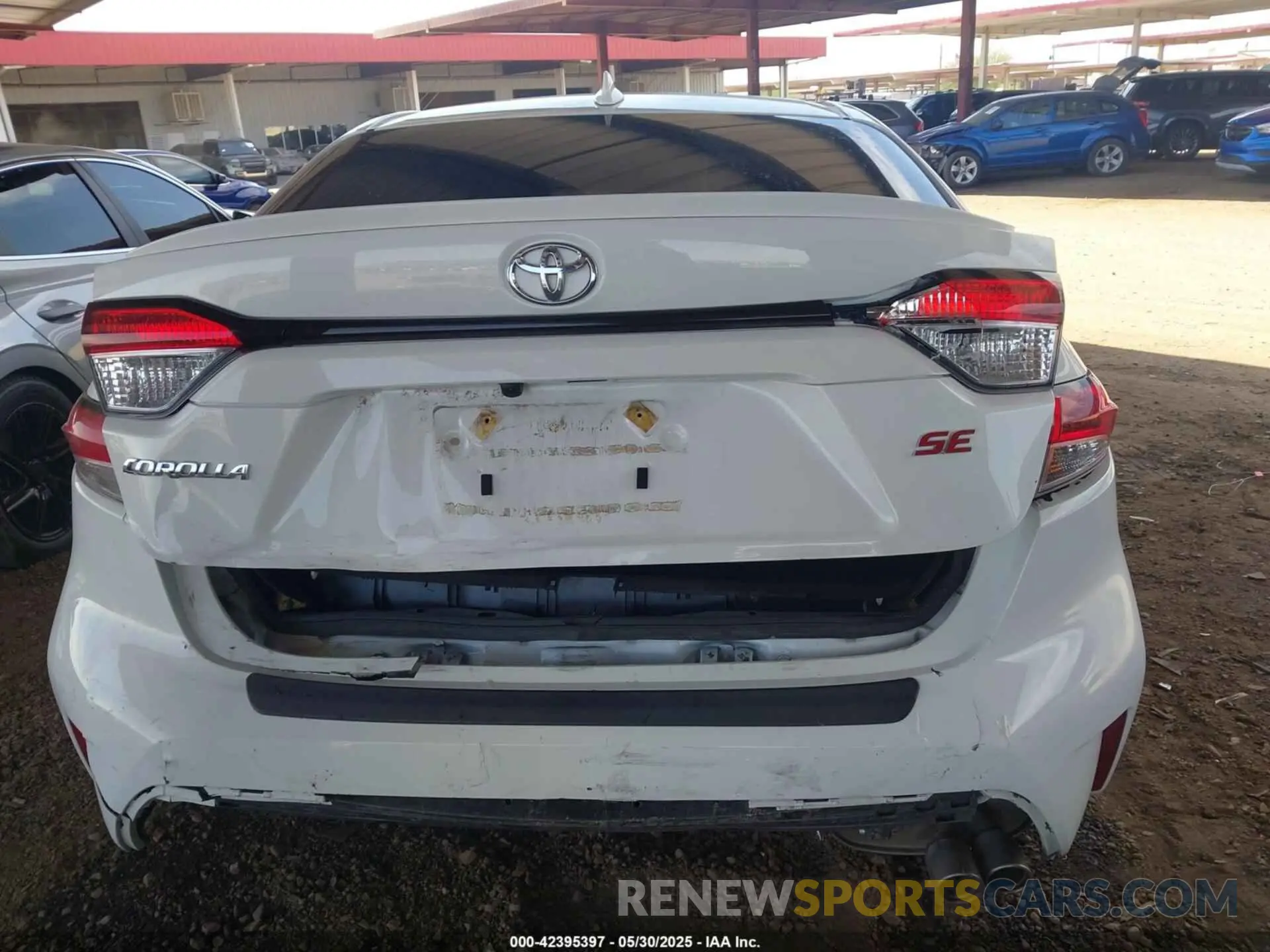17 Photograph of a damaged car JTDP4MCE7MJ078986 TOYOTA COROLLA 2021