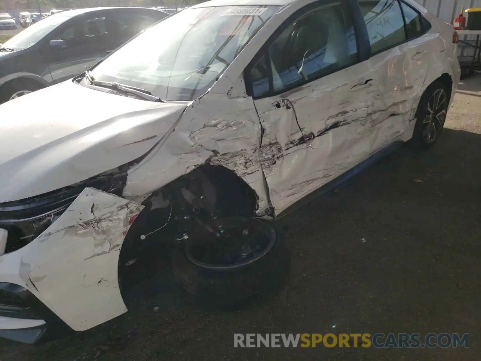 9 Photograph of a damaged car JTDS4MCE1MJ055617 TOYOTA COROLLA 2021