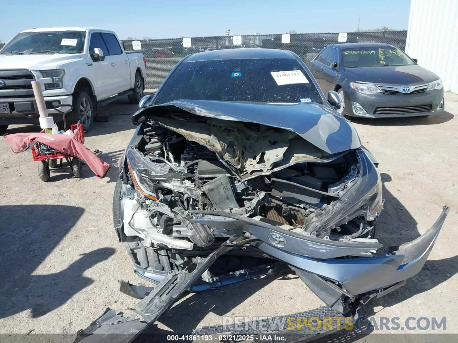 12 Photograph of a damaged car JTDS4MCE1MJ064074 TOYOTA COROLLA 2021