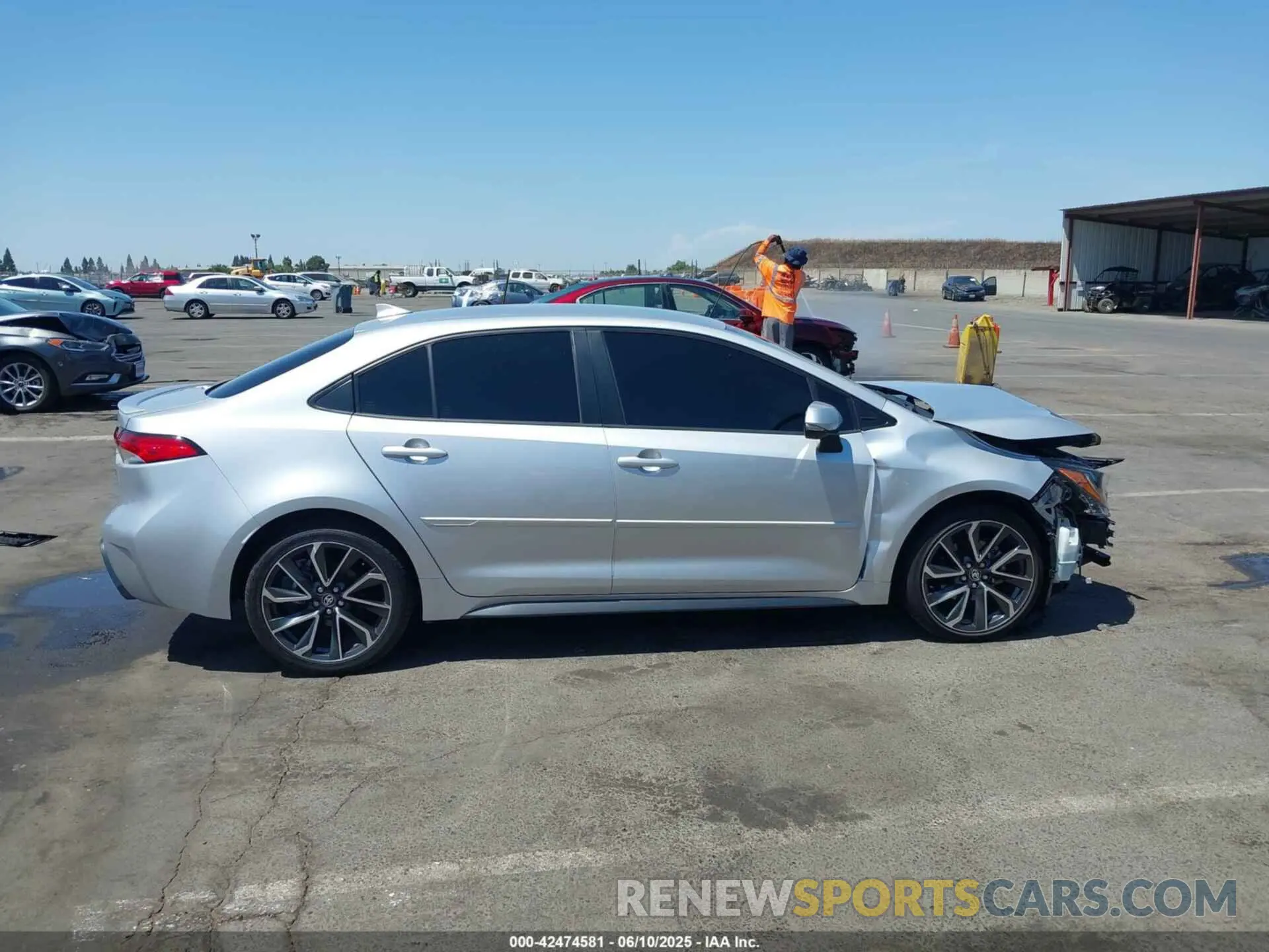 14 Photograph of a damaged car JTDS4MCE2MJ059885 TOYOTA COROLLA 2021