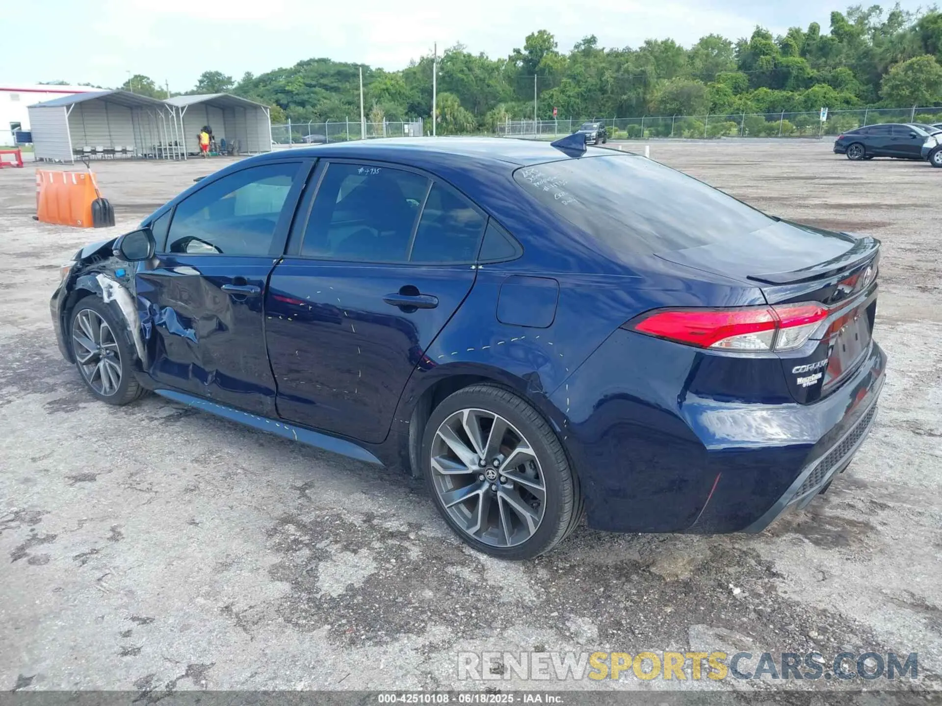3 Photograph of a damaged car JTDS4MCE8MJ057462 TOYOTA COROLLA 2021