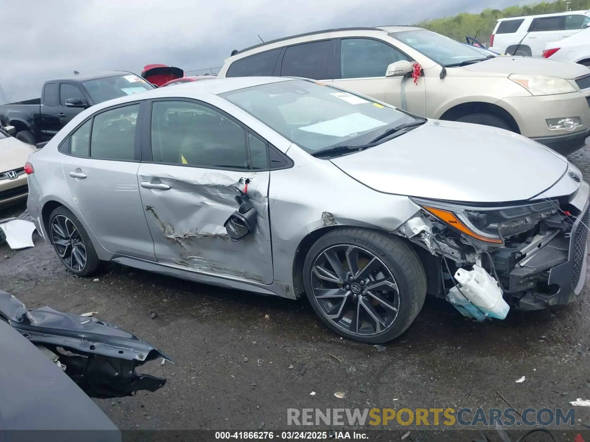 13 Photograph of a damaged car JTDS4MCE9MJ079227 TOYOTA COROLLA 2021