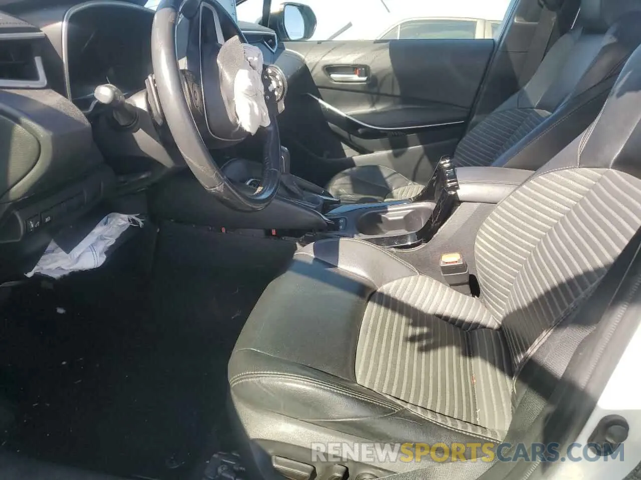 7 Photograph of a damaged car JTDT4MCEXMJ058617 TOYOTA COROLLA 2021