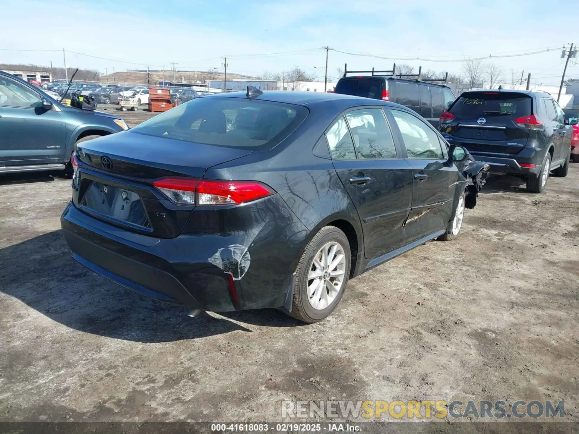 4 Photograph of a damaged car JTDVPMAE1MJ138729 TOYOTA COROLLA 2021