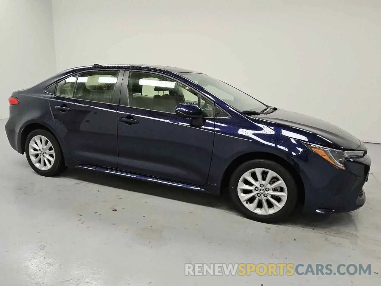 4 Photograph of a damaged car JTDVPMAE4MJ129913 TOYOTA COROLLA 2021