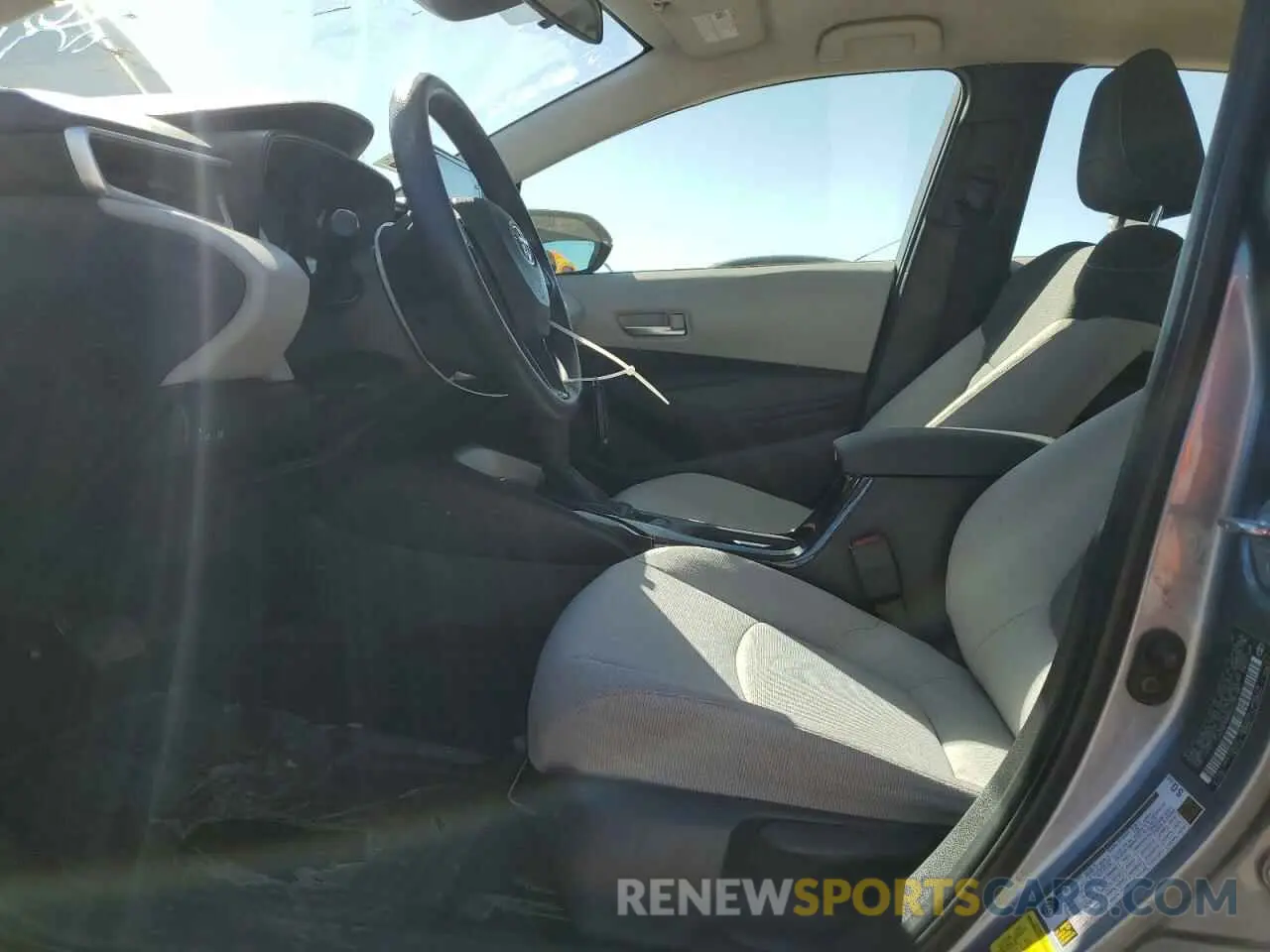 7 Photograph of a damaged car JTDVPMAE4MJ157551 TOYOTA COROLLA 2021