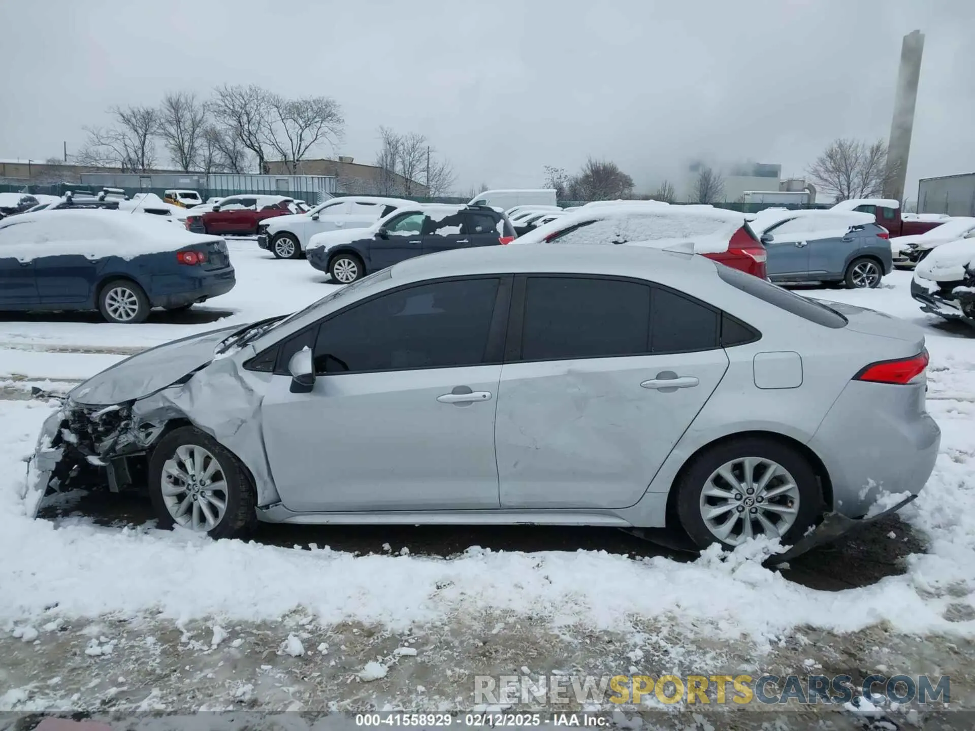 14 Photograph of a damaged car JTDVPMAE5MJ136448 TOYOTA COROLLA 2021