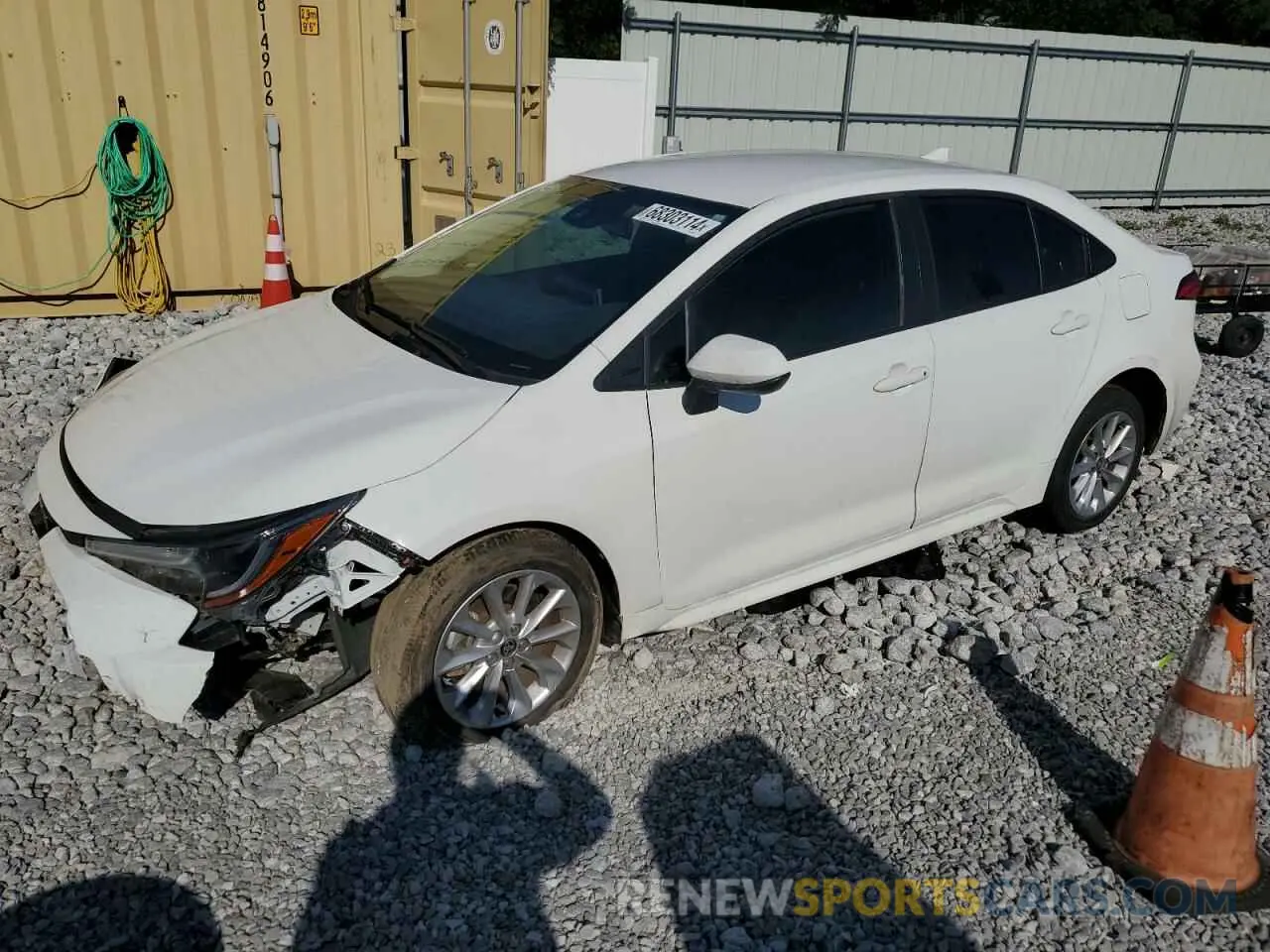 1 Photograph of a damaged car JTDVPMAE5MJ153749 TOYOTA COROLLA 2021