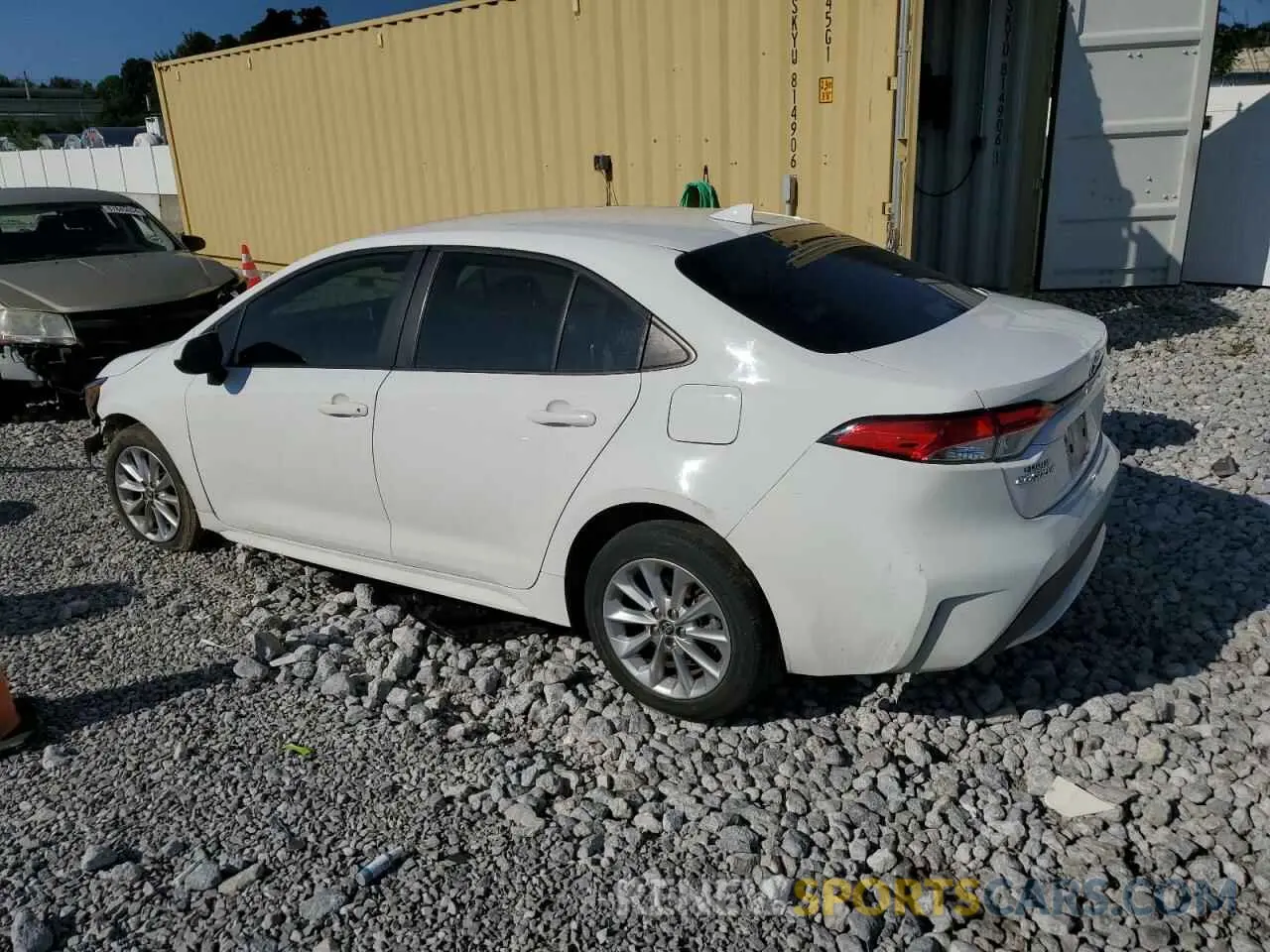 2 Photograph of a damaged car JTDVPMAE5MJ153749 TOYOTA COROLLA 2021