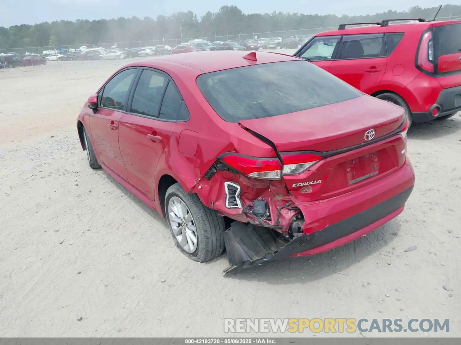 3 Photograph of a damaged car JTDVPMAE5MJ162757 TOYOTA COROLLA 2021