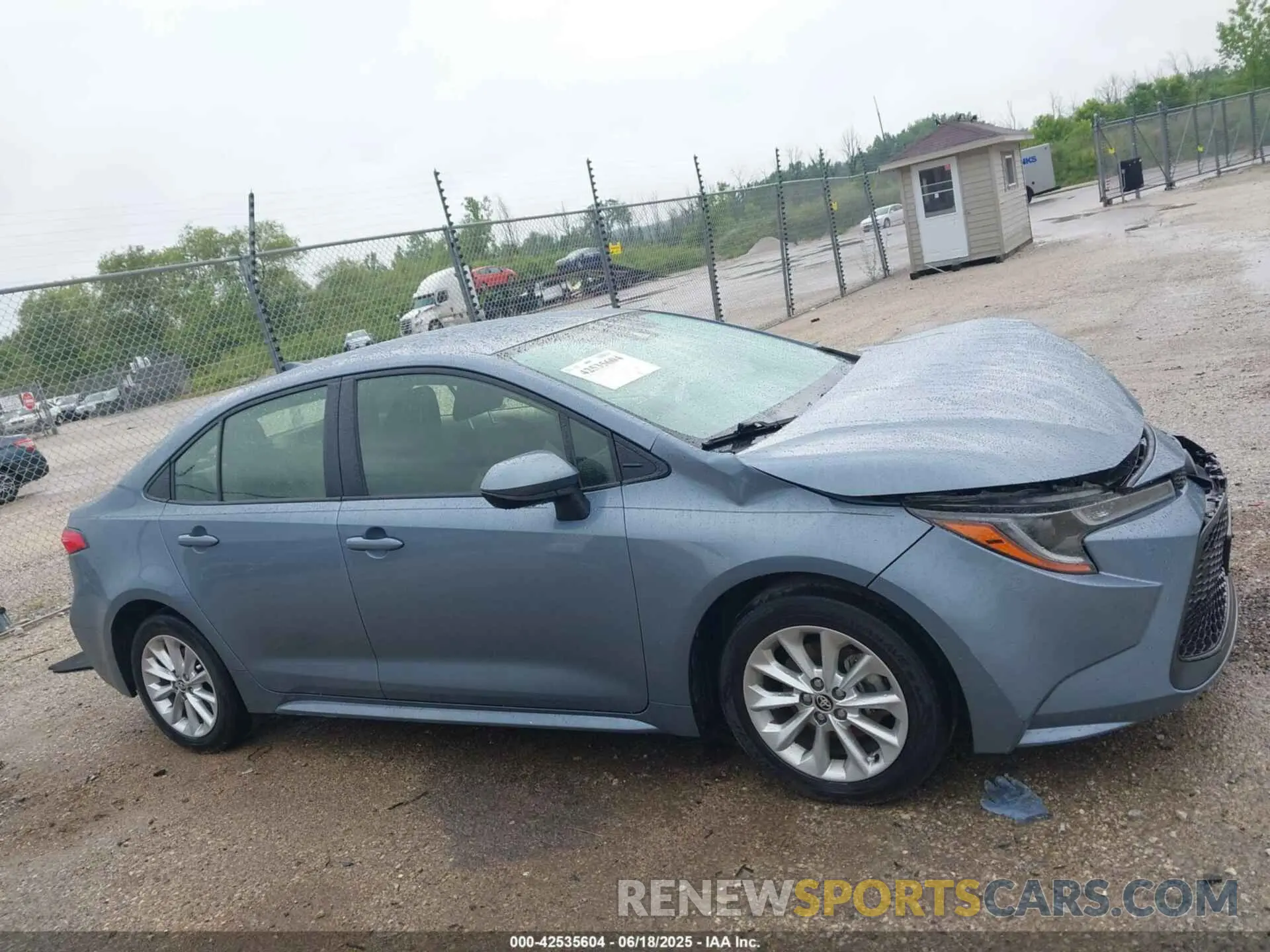 13 Photograph of a damaged car JTDVPMAE5MJ165268 TOYOTA COROLLA 2021