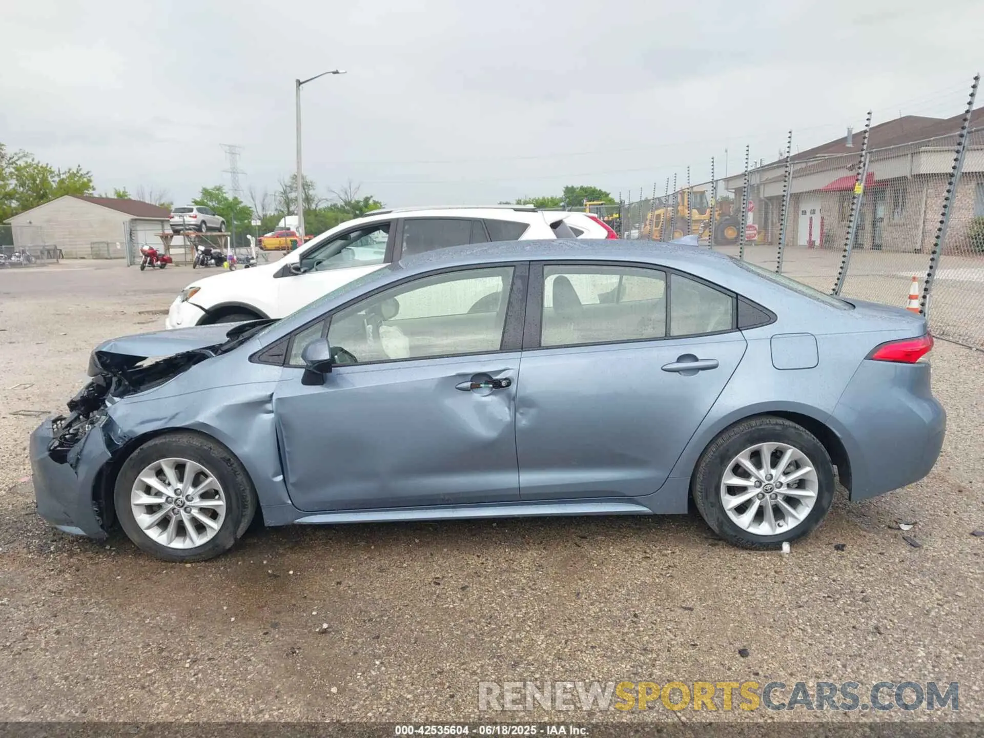 14 Photograph of a damaged car JTDVPMAE5MJ165268 TOYOTA COROLLA 2021