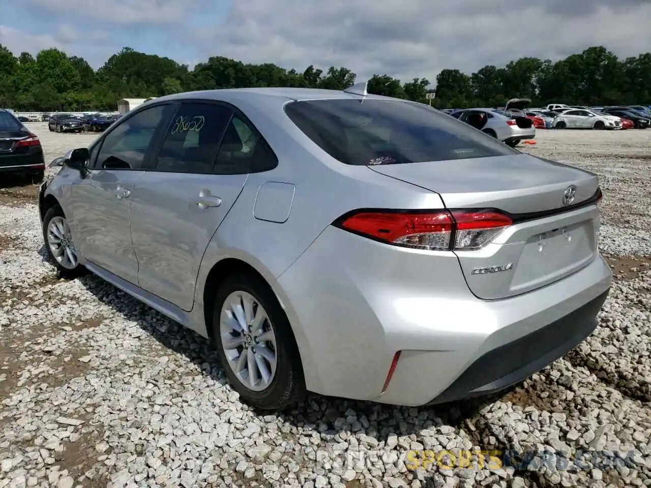 3 Photograph of a damaged car JTDVPMAE5MJ168395 TOYOTA COROLLA 2021