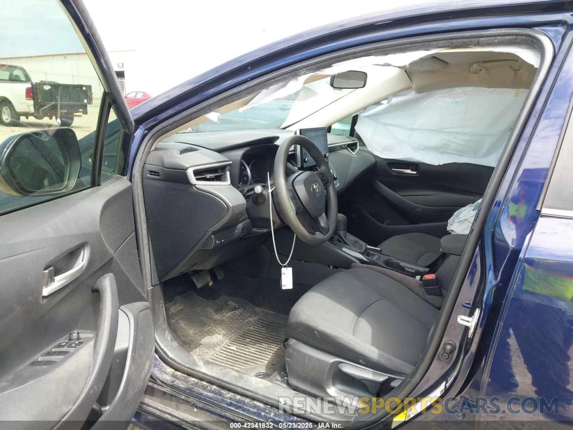5 Photograph of a damaged car JTDVPMAE7MJ123362 TOYOTA COROLLA 2021