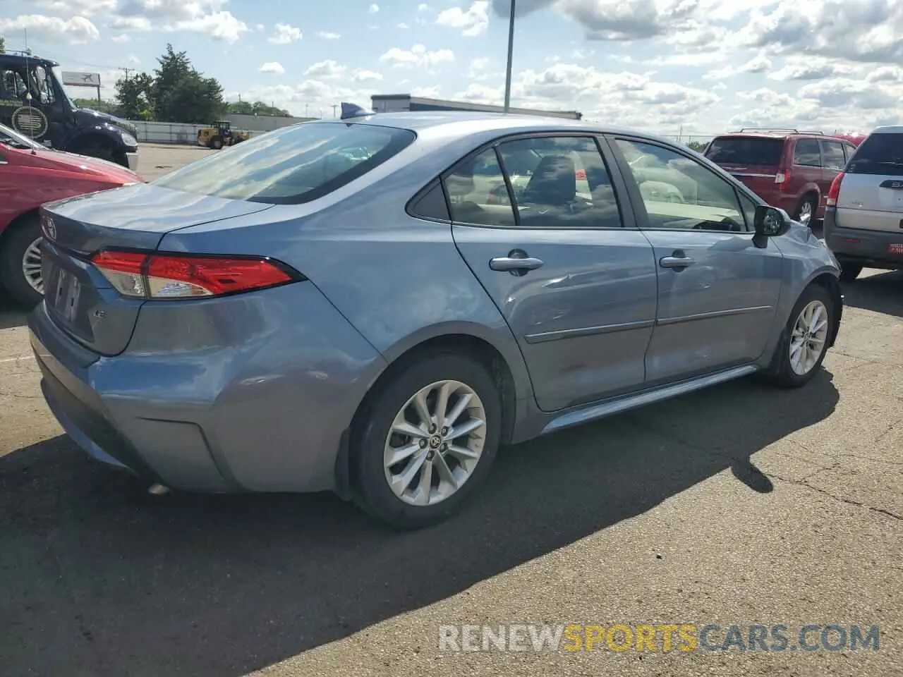 3 Photograph of a damaged car JTDVPMAE7MJ136371 TOYOTA COROLLA 2021