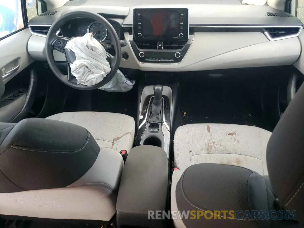 8 Photograph of a damaged car JTDVPMAE7MJ162310 TOYOTA COROLLA 2021