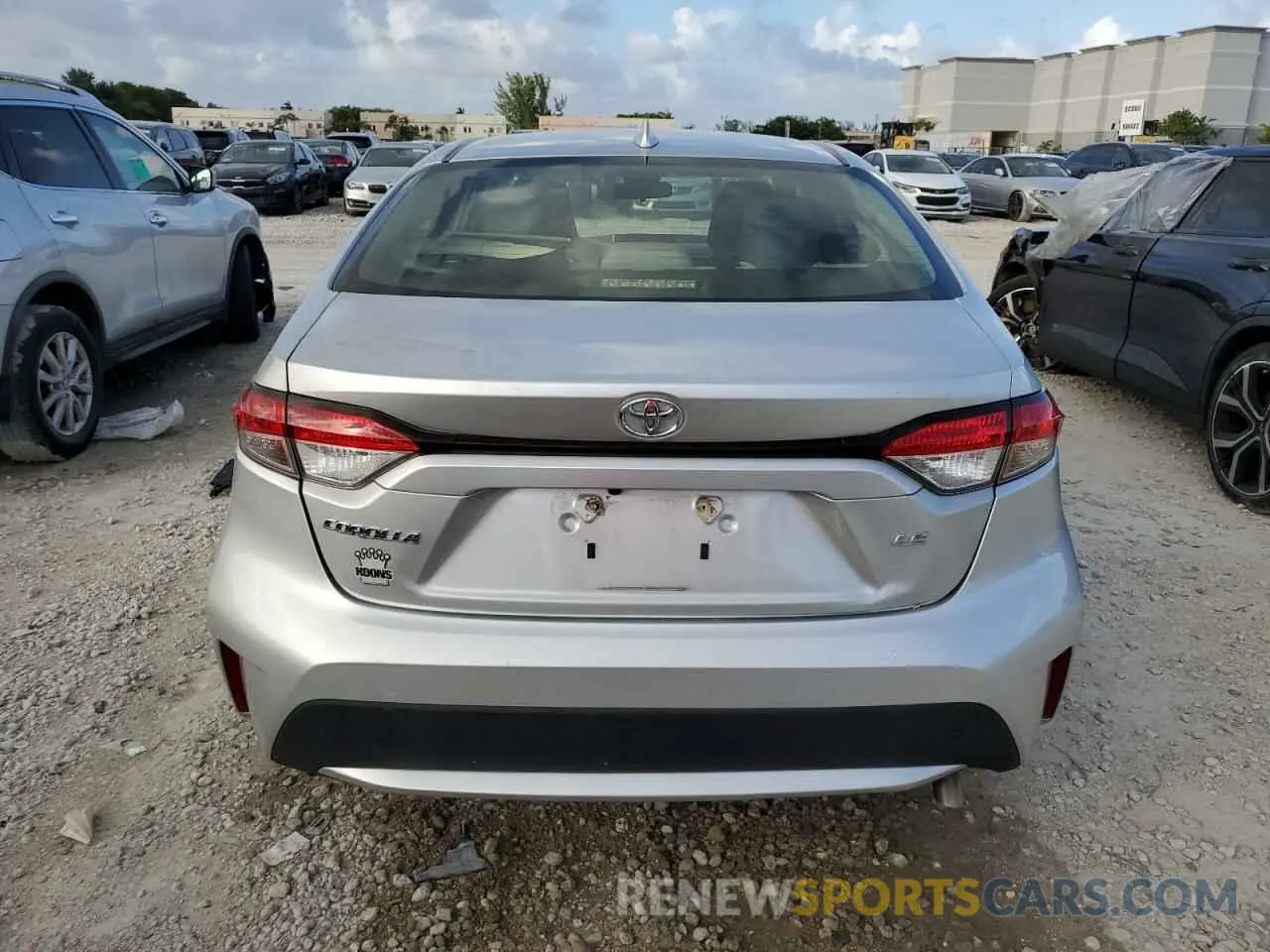 6 Photograph of a damaged car JTDVPMAE8MJ146102 TOYOTA COROLLA 2021