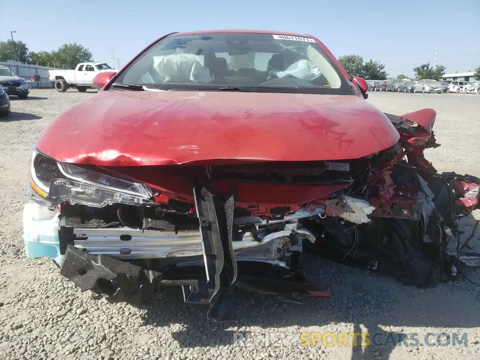 9 Photograph of a damaged car JTDVPMAE8MJ164597 TOYOTA COROLLA 2021