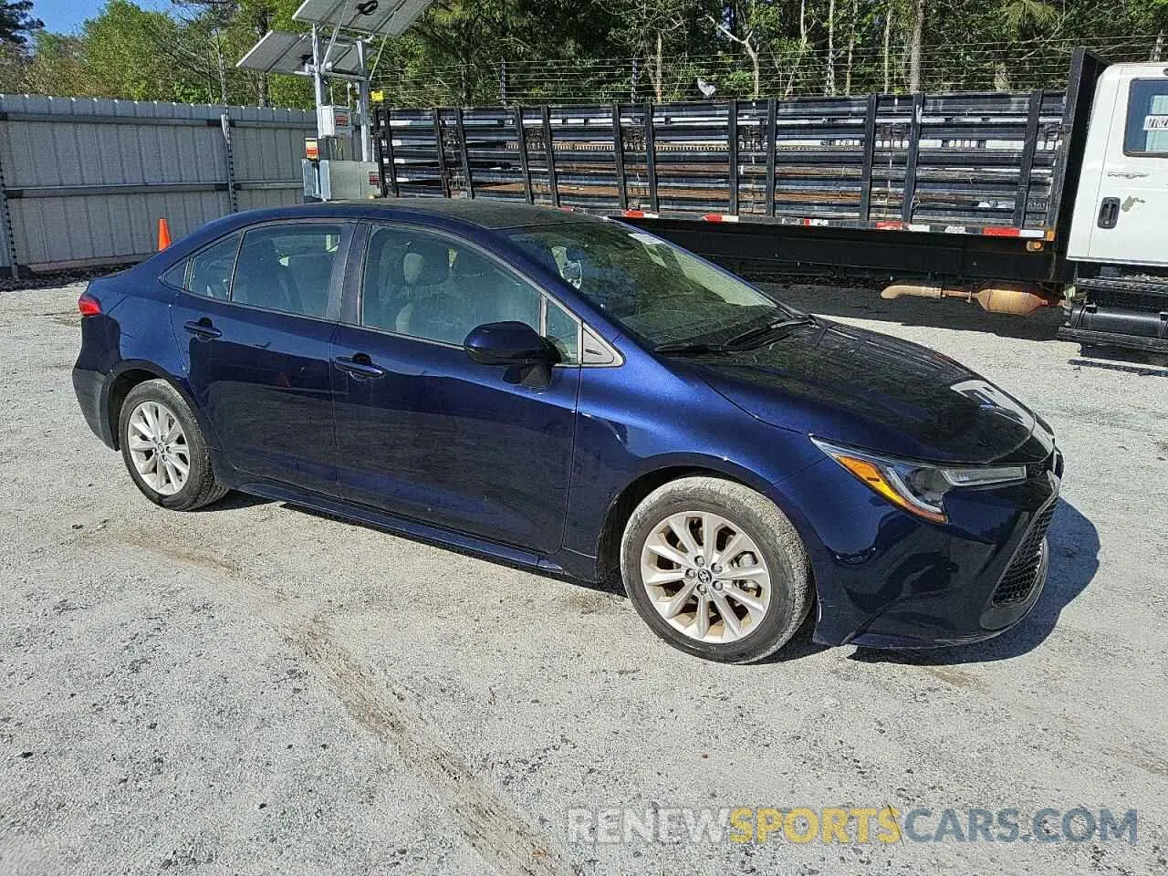4 Photograph of a damaged car JTDVPMAE9MJ122648 TOYOTA COROLLA 2021