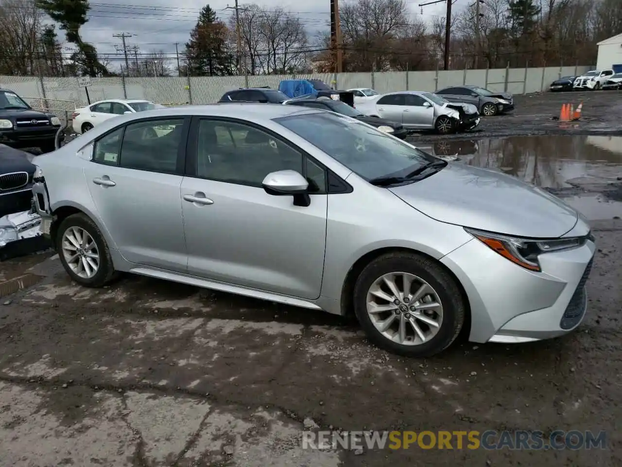 4 Photograph of a damaged car JTDVPMAEXMJ139703 TOYOTA COROLLA 2021