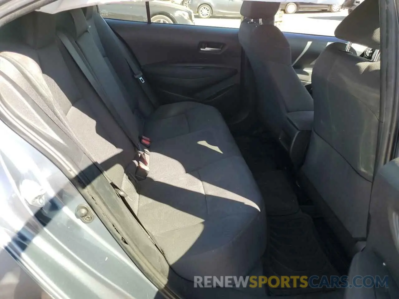 10 Photograph of a damaged car JTDVPMAEXMJ159983 TOYOTA COROLLA 2021