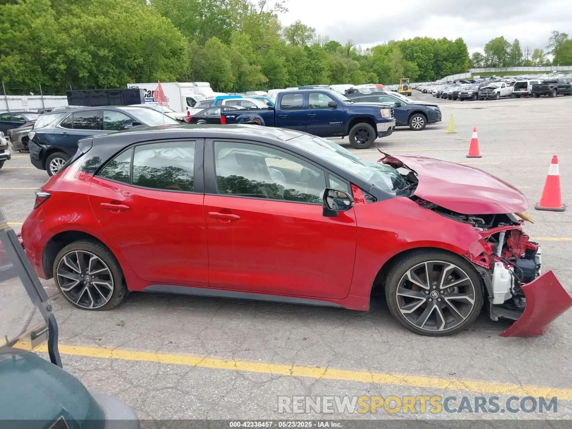 14 Photograph of a damaged car JTNA4MBE9M3140914 TOYOTA COROLLA 2021