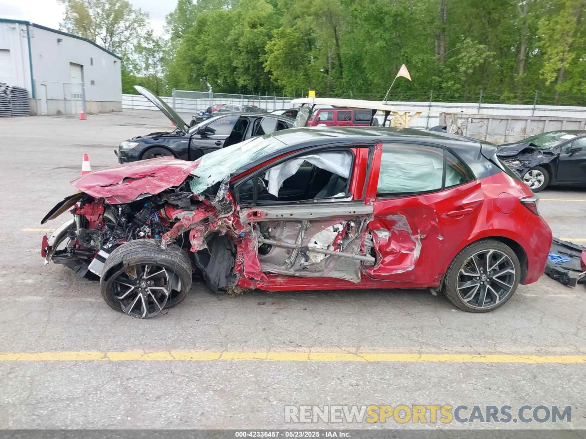 15 Photograph of a damaged car JTNA4MBE9M3140914 TOYOTA COROLLA 2021