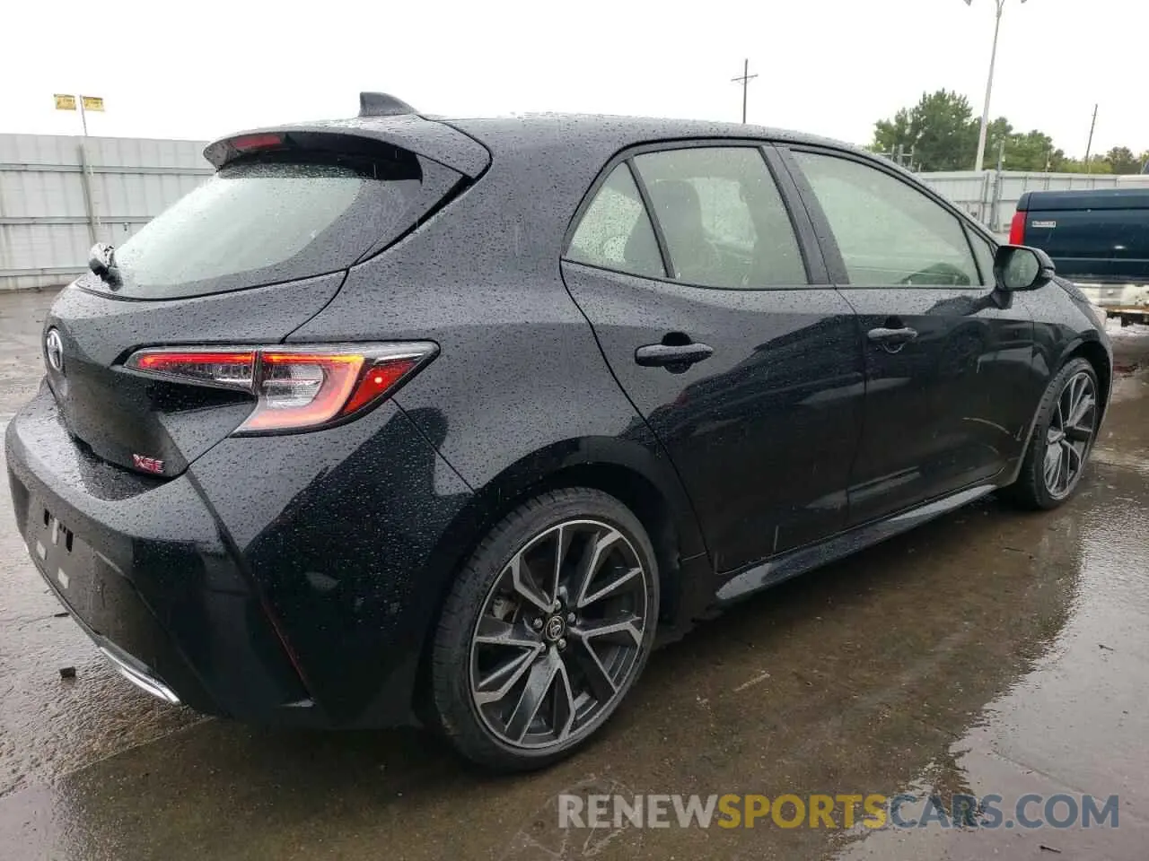 3 Photograph of a damaged car JTNA4MBE9M3141562 TOYOTA COROLLA 2021