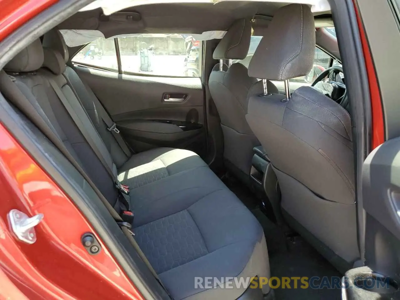 10 Photograph of a damaged car JTNB4MBE8M3139743 TOYOTA COROLLA 2021