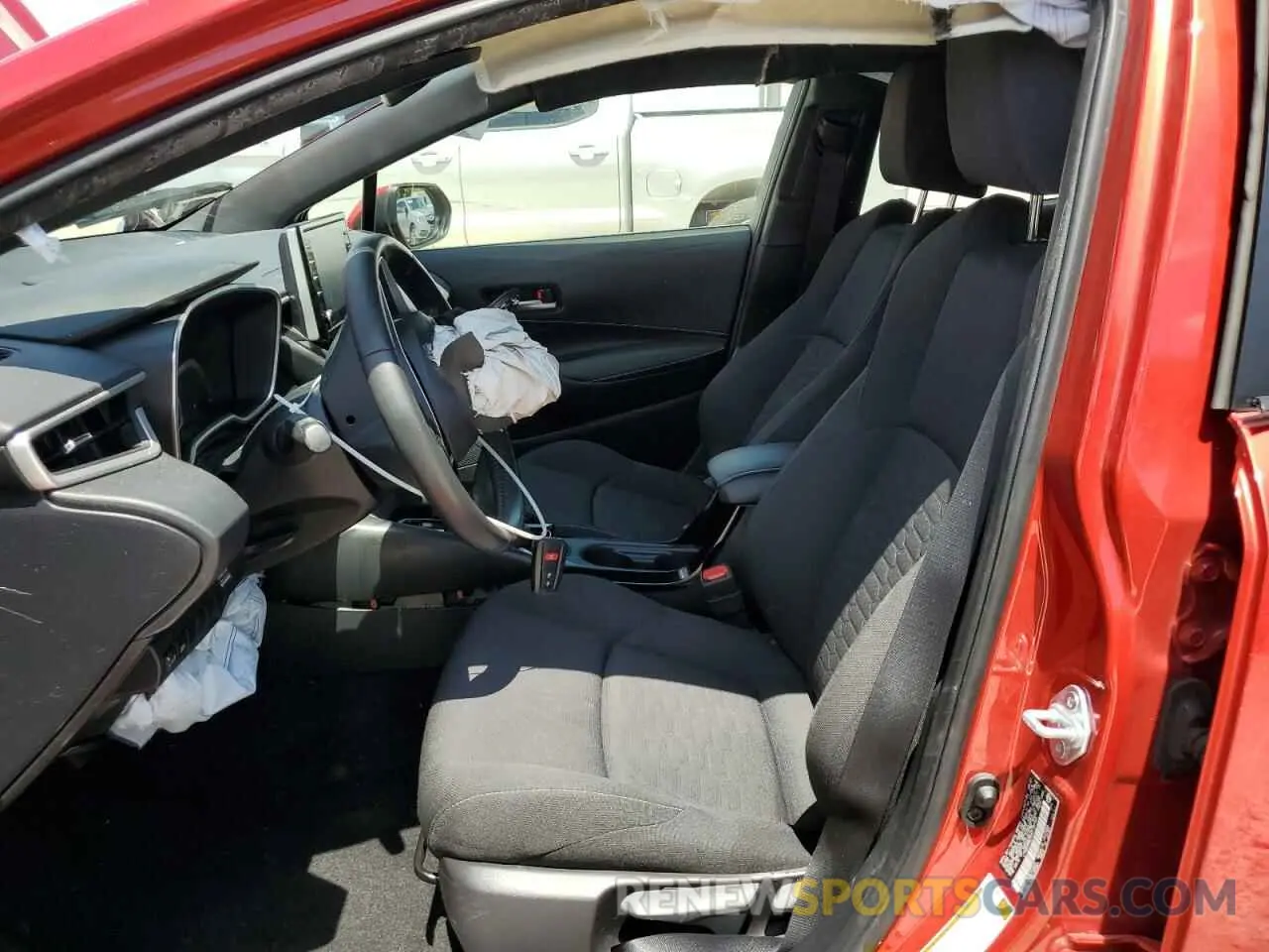 7 Photograph of a damaged car JTNB4MBE8M3139743 TOYOTA COROLLA 2021