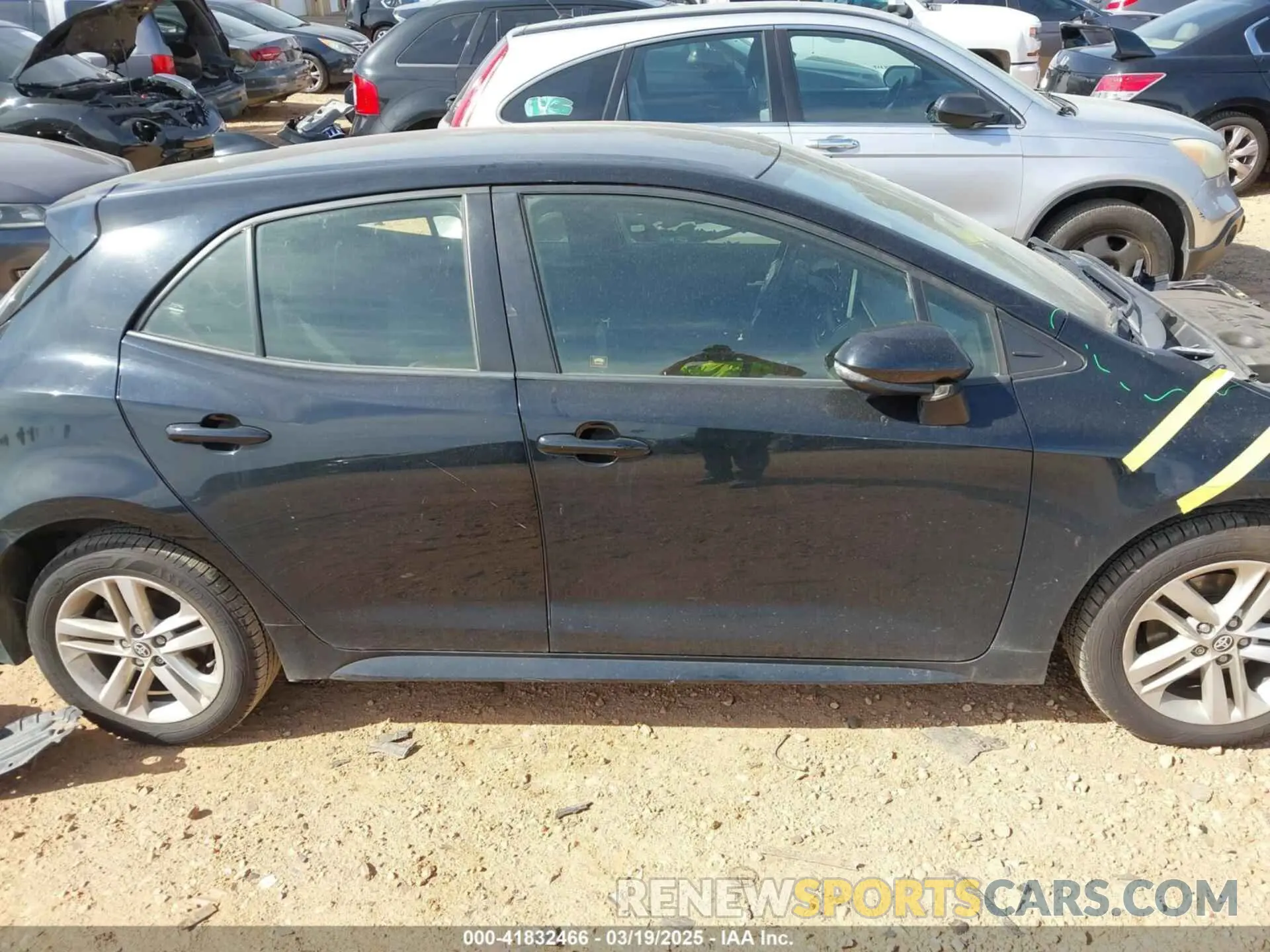 14 Photograph of a damaged car JTNB4MBEXM3146368 TOYOTA COROLLA 2021