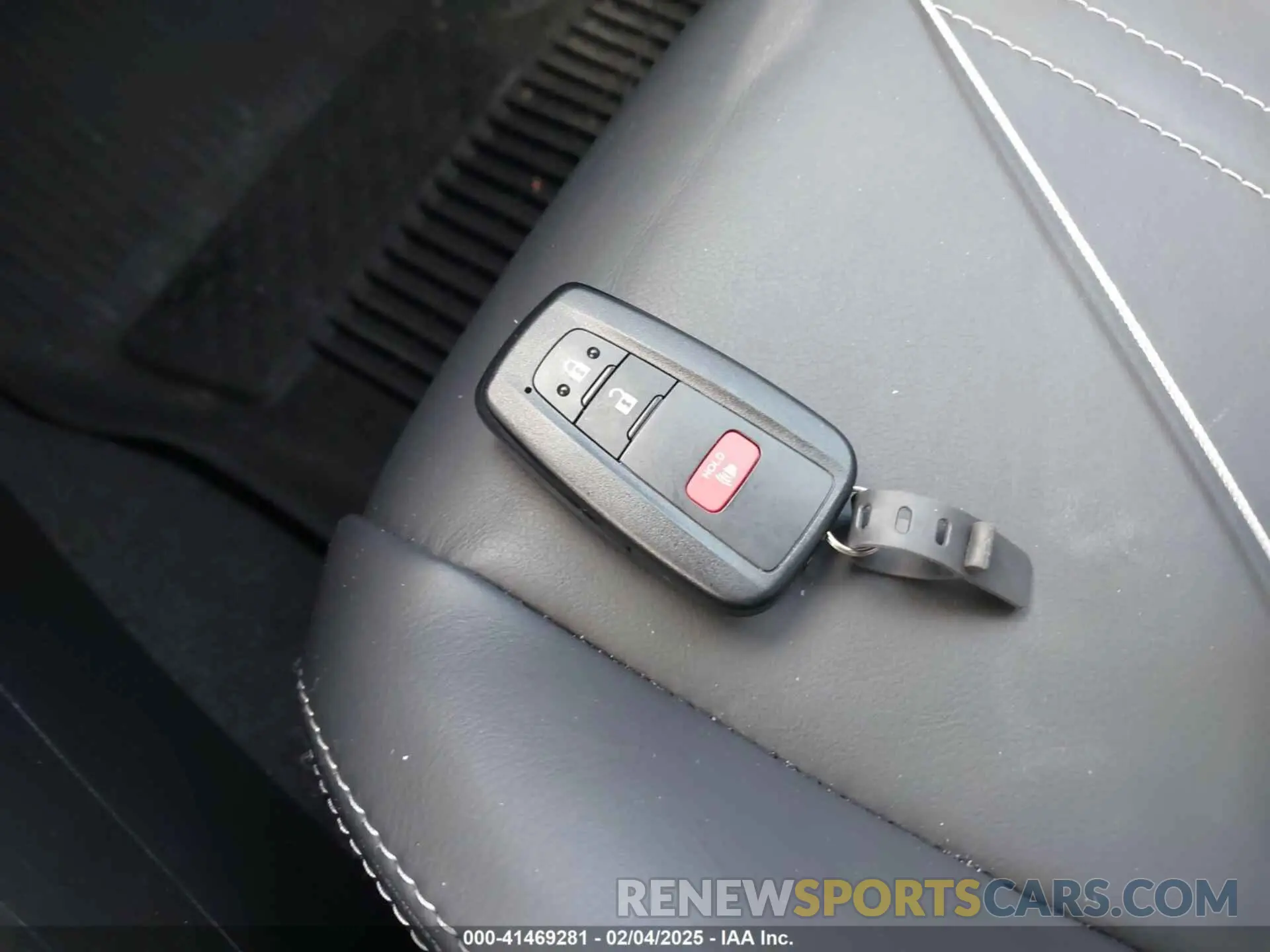11 Photograph of a damaged car JTNC4MBE1M3139443 TOYOTA COROLLA 2021