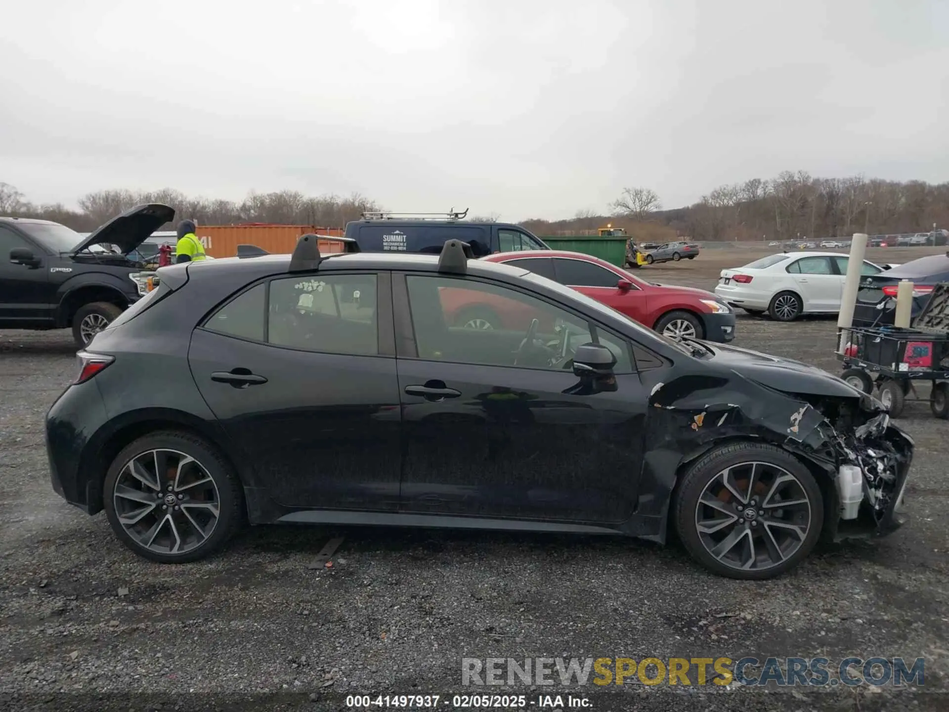 13 Photograph of a damaged car JTNC4MBE5M3106428 TOYOTA COROLLA 2021
