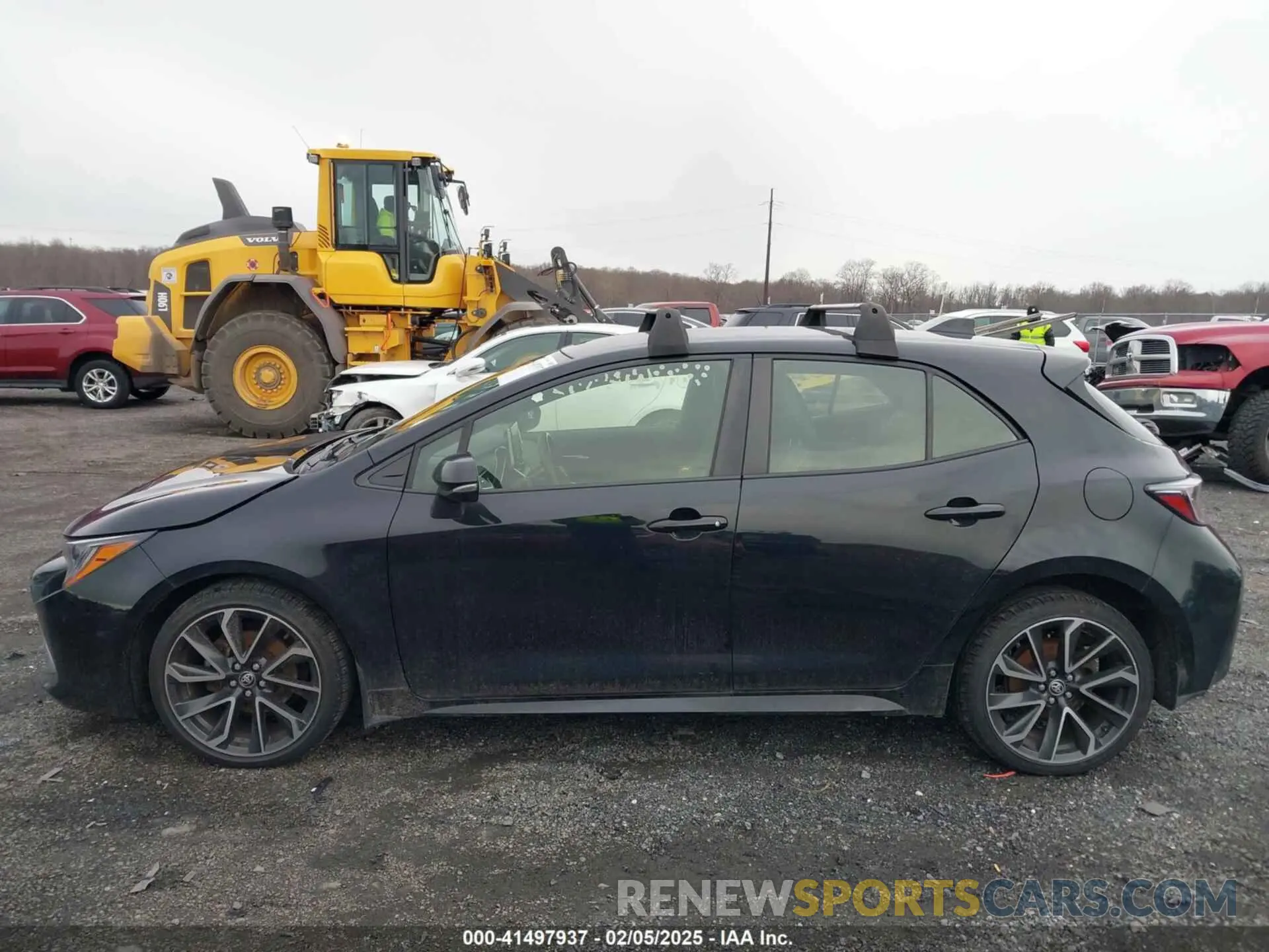 14 Photograph of a damaged car JTNC4MBE5M3106428 TOYOTA COROLLA 2021