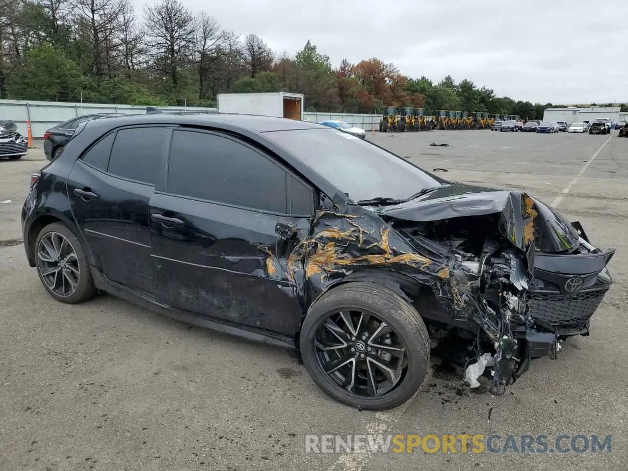 4 Photograph of a damaged car JTNC4MBE5M3133676 TOYOTA COROLLA 2021