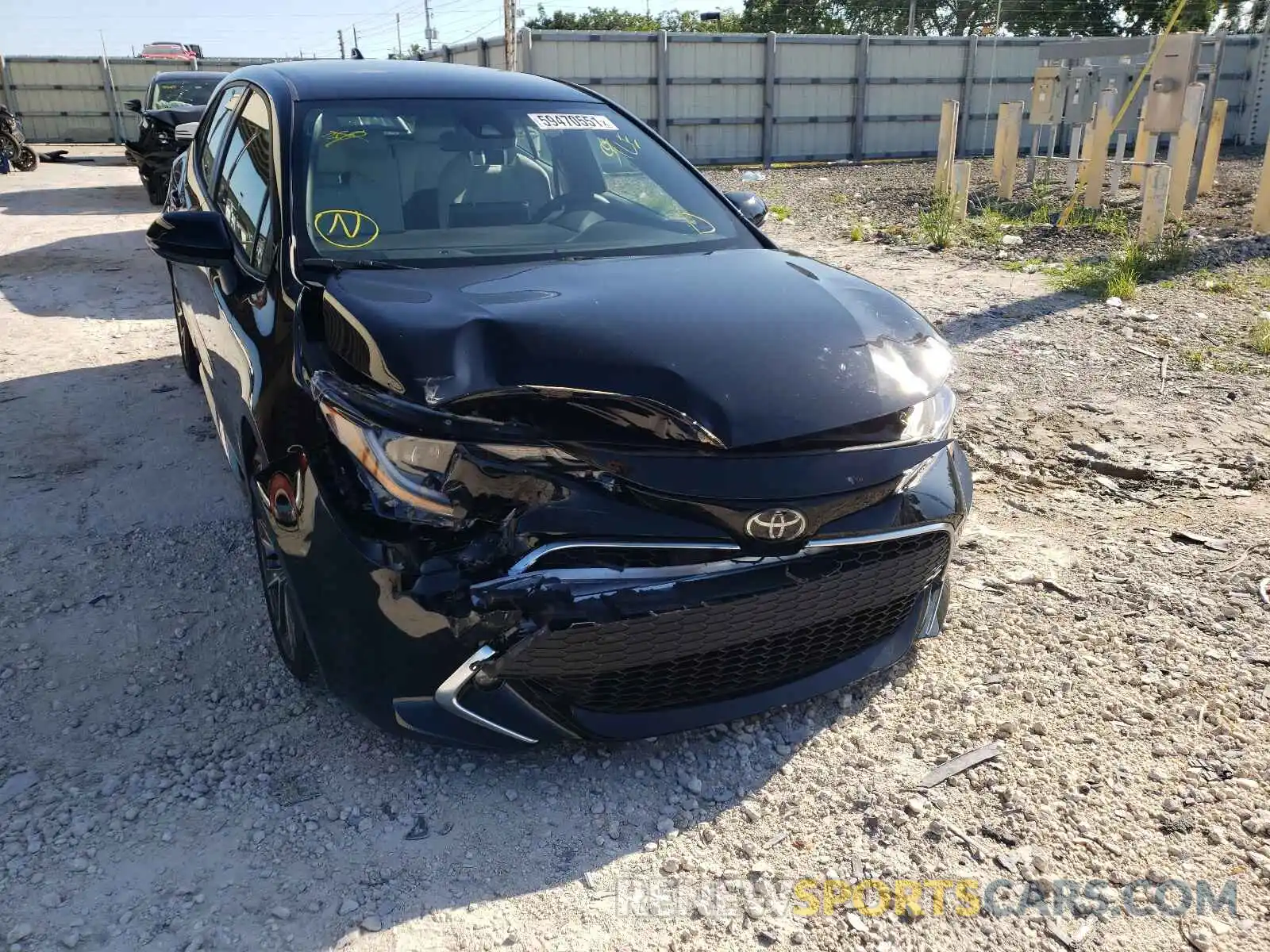 9 Photograph of a damaged car JTNC4MBE5M3137145 TOYOTA COROLLA 2021